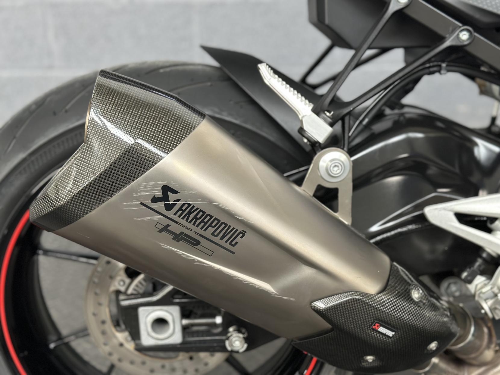 BMW S 1000 R 1000 Sport Naked Petrol Manual Euro 4 (164 ps)