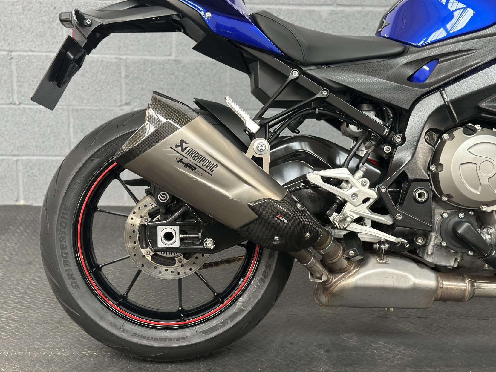 BMW S 1000 R 1000 Sport Naked Petrol Manual Euro 4 (164 ps)