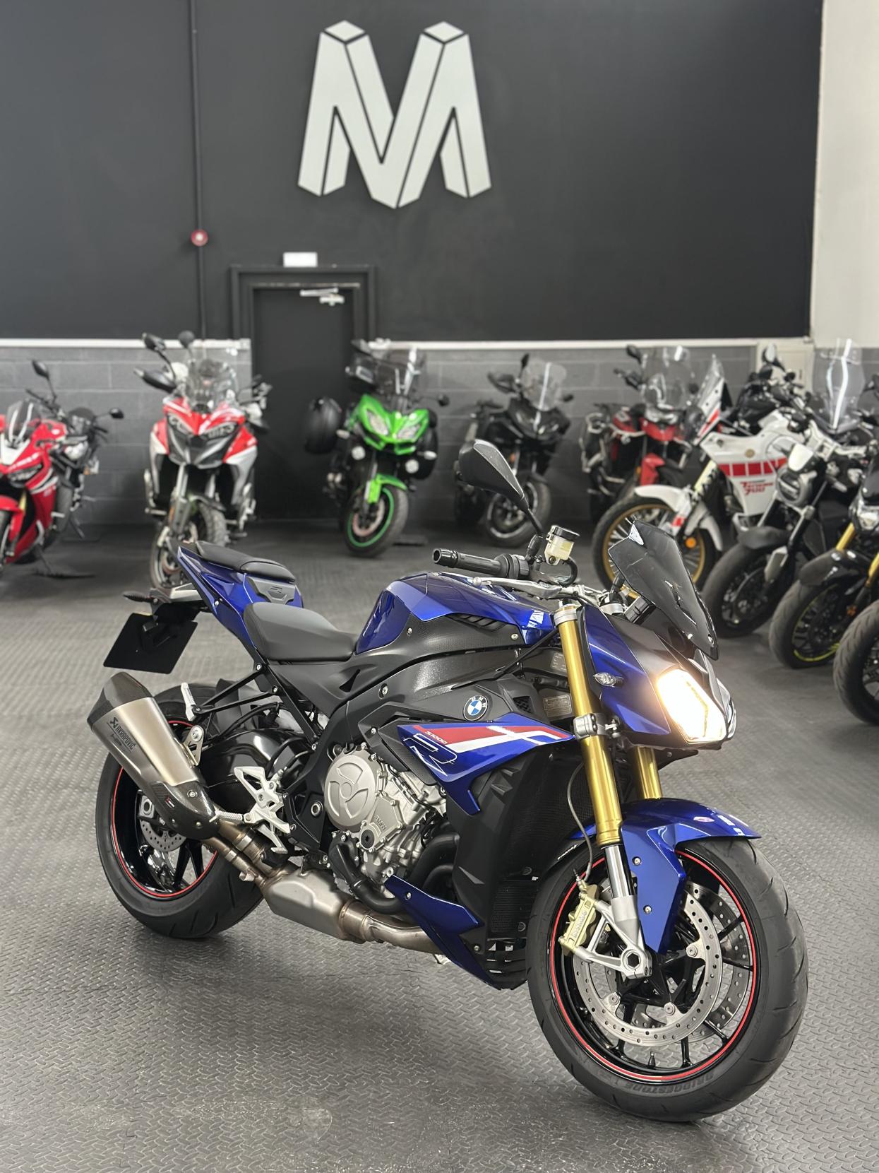 BMW S 1000 R 1000 Sport Naked Petrol Manual Euro 4 (164 ps)