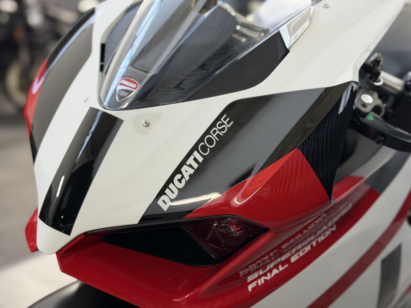 Ducati Panigale V2 955 Final Edition Super Sports Petrol Ducati Quick Shift - EVO 2 Euro 5 (155 ps)