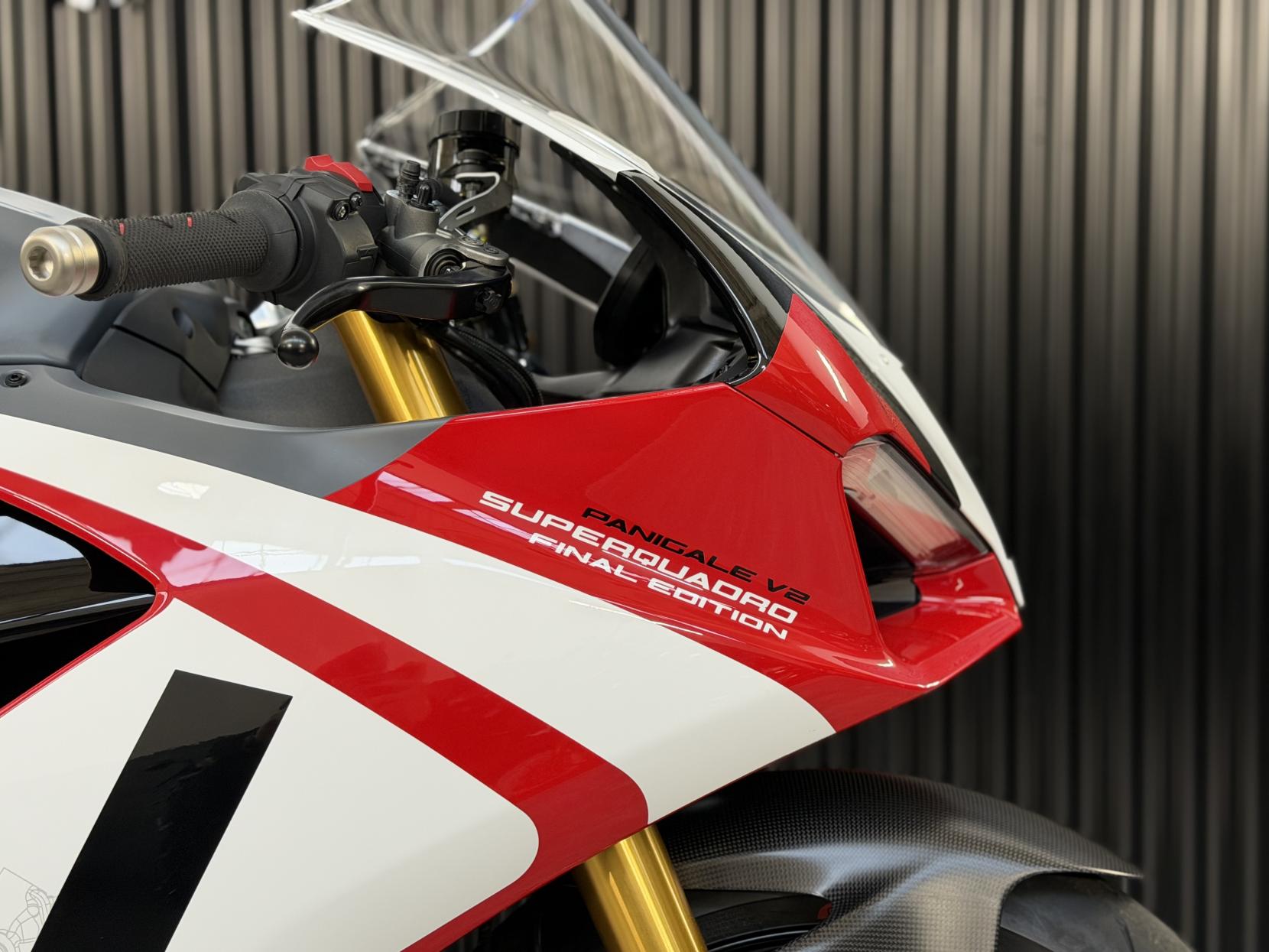 Ducati Panigale V2 955 Final Edition Super Sports Petrol Ducati Quick Shift - EVO 2 Euro 5 (155 ps)