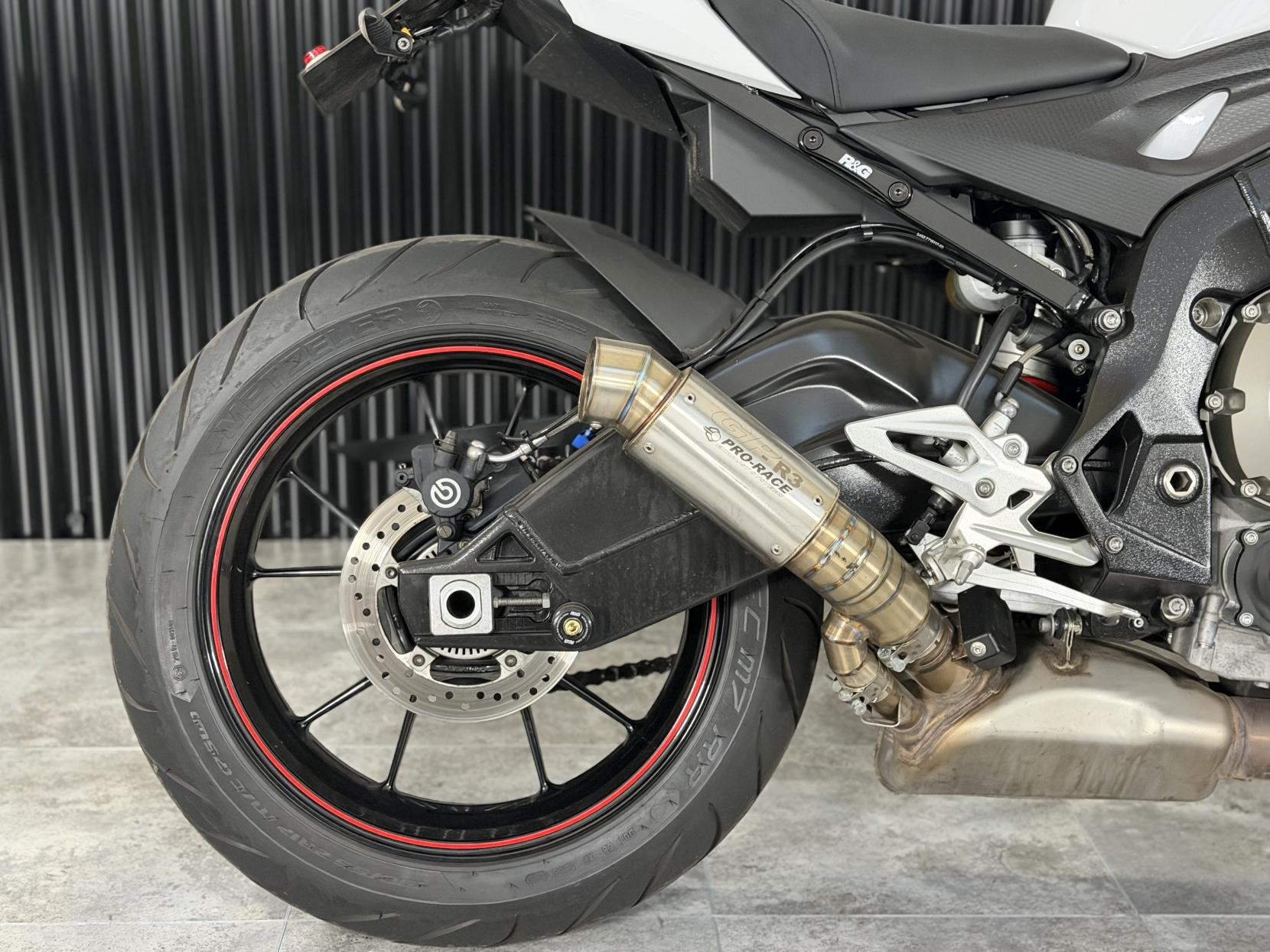 BMW S 1000 R 1000 Sport Naked Petrol Manual Euro 4 (164 ps)