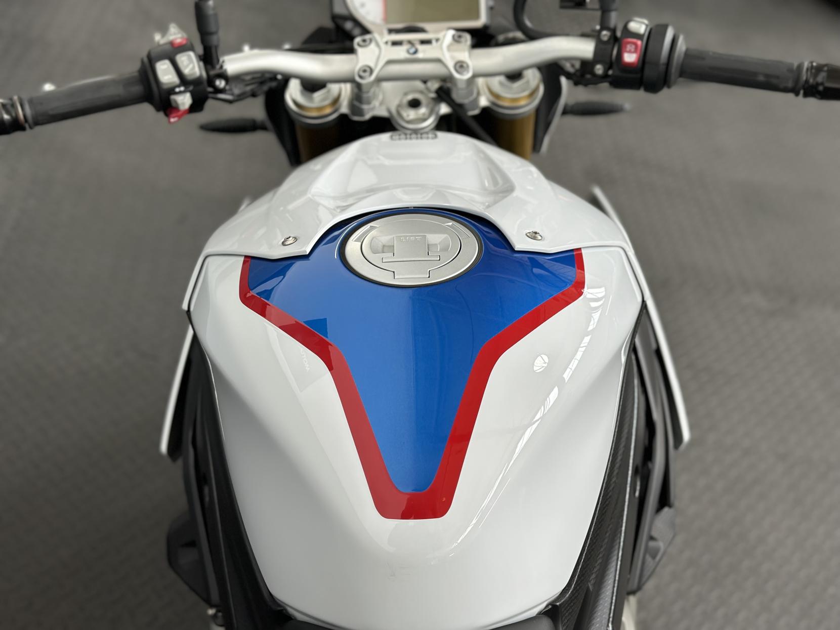 BMW S 1000 R 1000 Sport Naked Petrol Manual Euro 4 (164 ps)