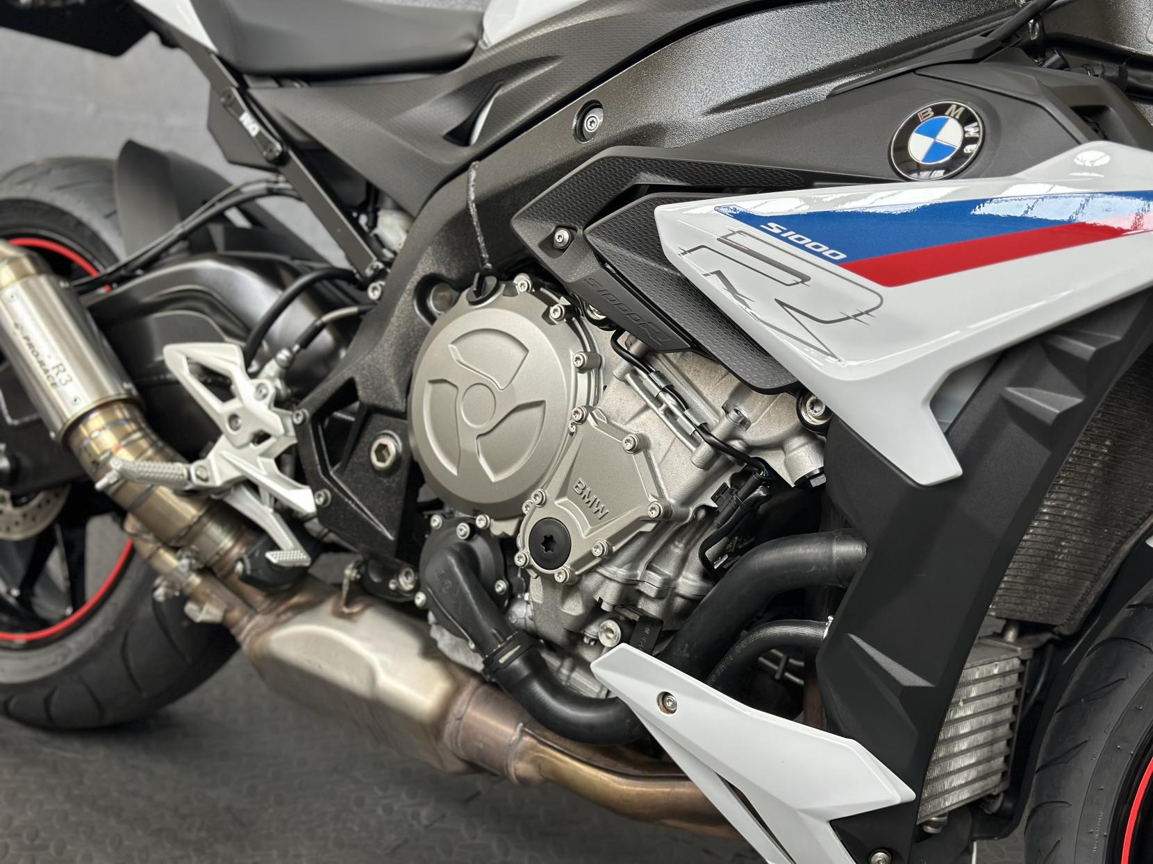 BMW S 1000 R 1000 Sport Naked Petrol Manual Euro 4 (164 ps)