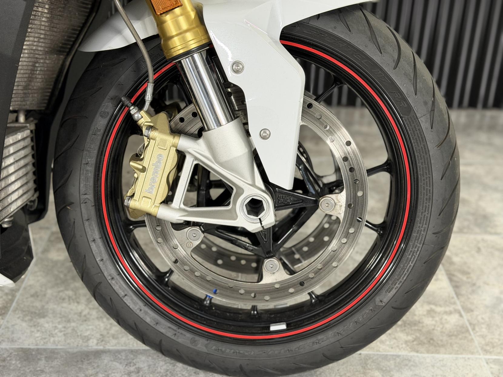 BMW S 1000 R 1000 Sport Naked Petrol Manual Euro 4 (164 ps)