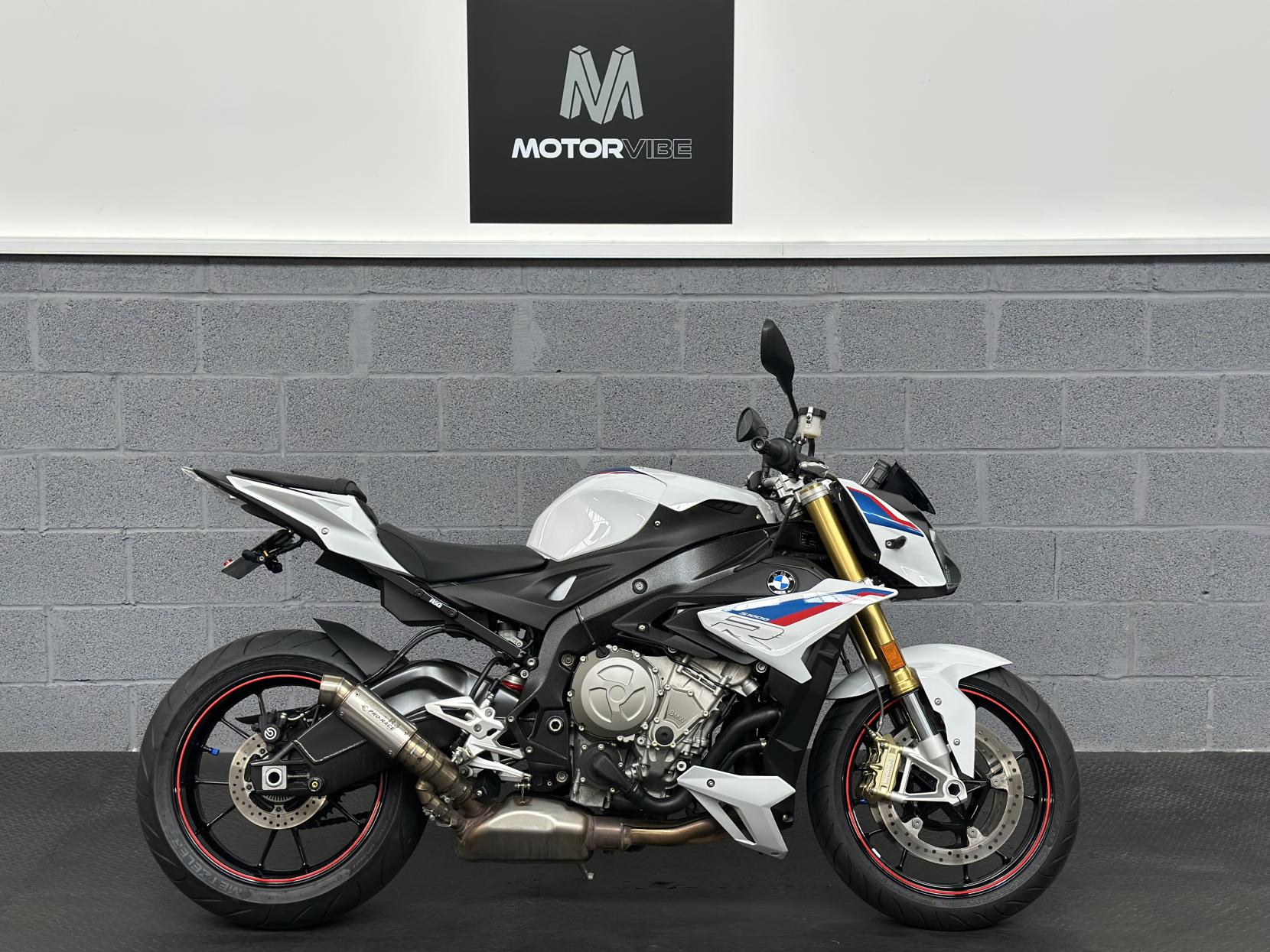 BMW S 1000 R 1000 Sport Naked Petrol Manual Euro 4 (164 ps)