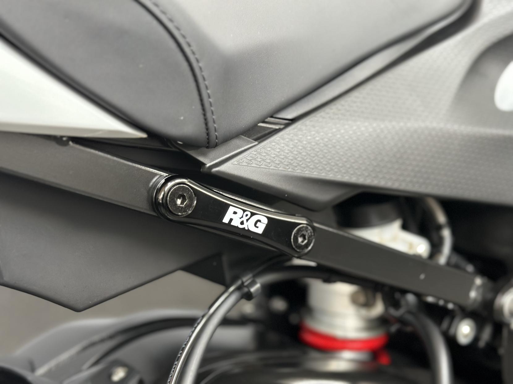 BMW S 1000 R 1000 Sport Naked Petrol Manual Euro 4 (164 ps)
