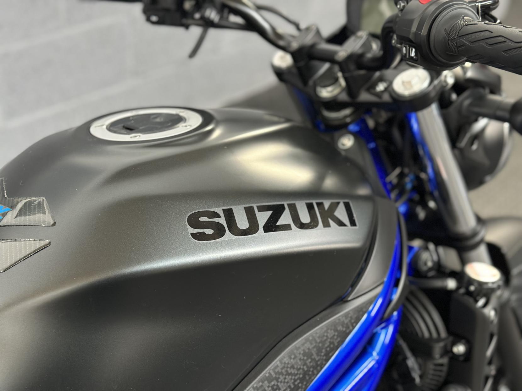 Suzuki SV650 650 Naked Petrol Manual Euro 5 (73 ps)