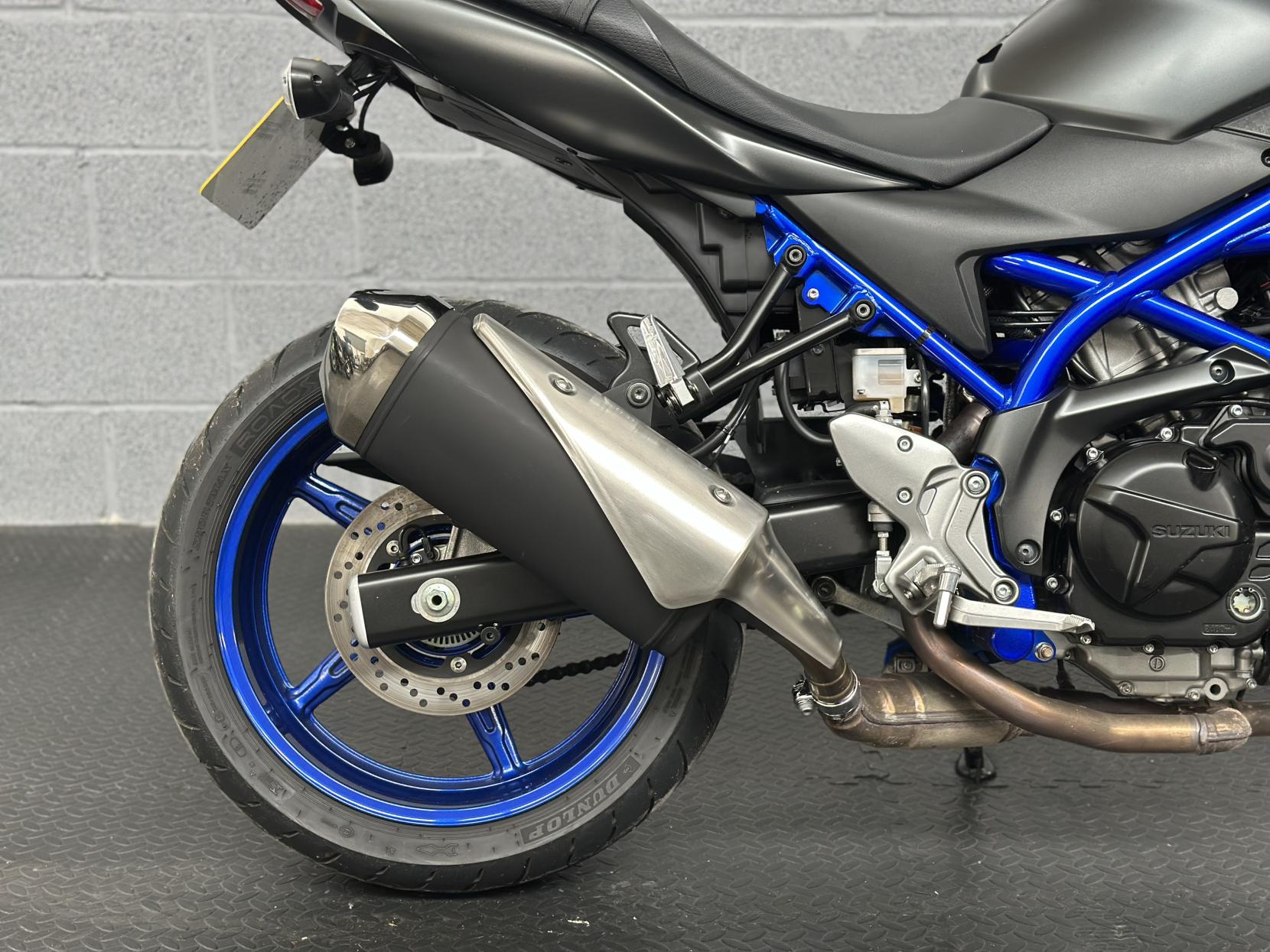 Suzuki SV650 650 Naked Petrol Manual Euro 5 (73 ps)
