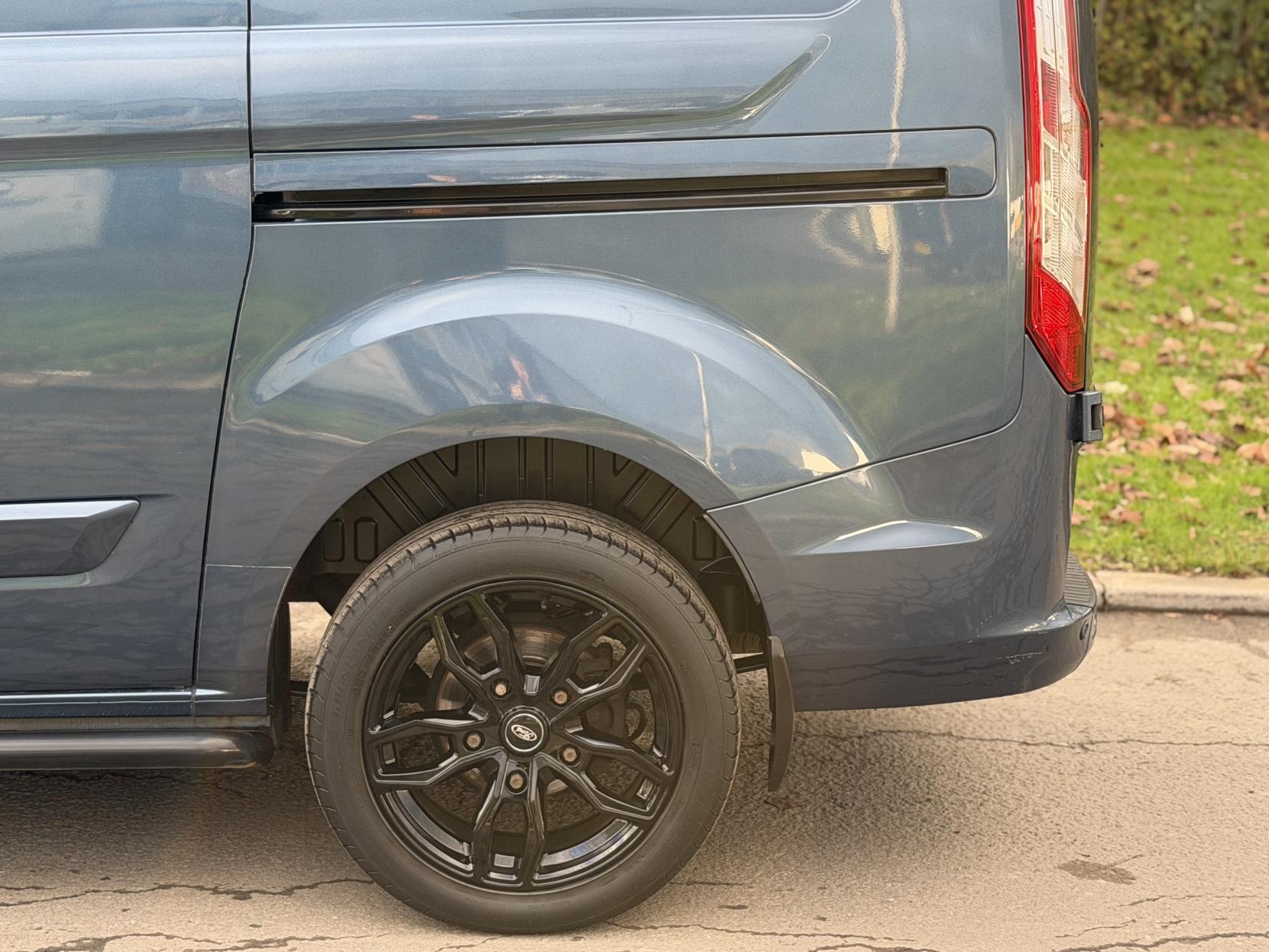 Ford Transit Custom 2.0 280 EcoBlue Limited Panel Van 5dr Diesel Auto L1 H1 Euro 6 (s/s) (130 ps)