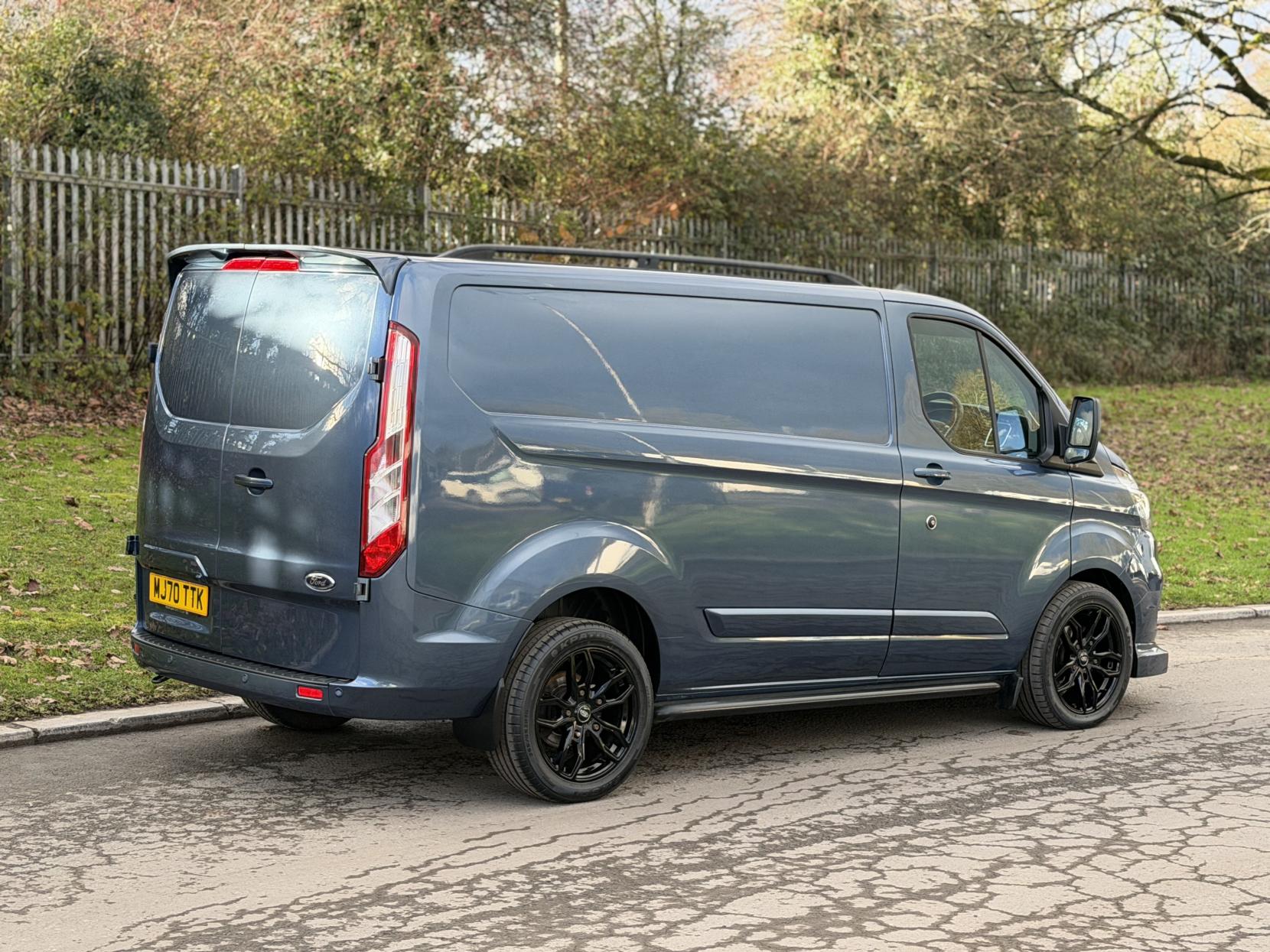 Ford Transit Custom 2.0 280 EcoBlue Limited Panel Van 5dr Diesel Auto L1 H1 Euro 6 (s/s) (130 ps)
