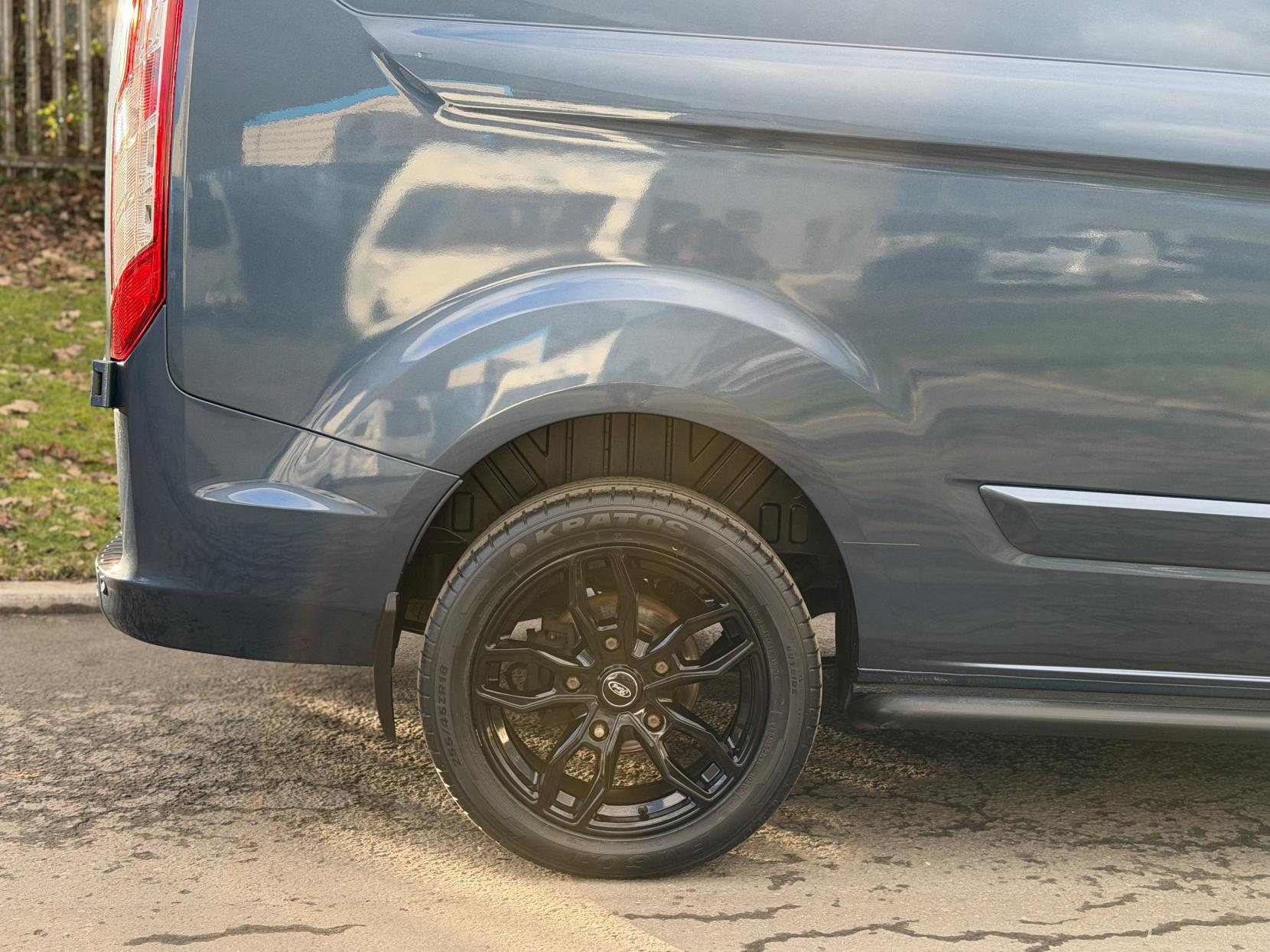 Ford Transit Custom 2.0 280 EcoBlue Limited Panel Van 5dr Diesel Auto L1 H1 Euro 6 (s/s) (130 ps)