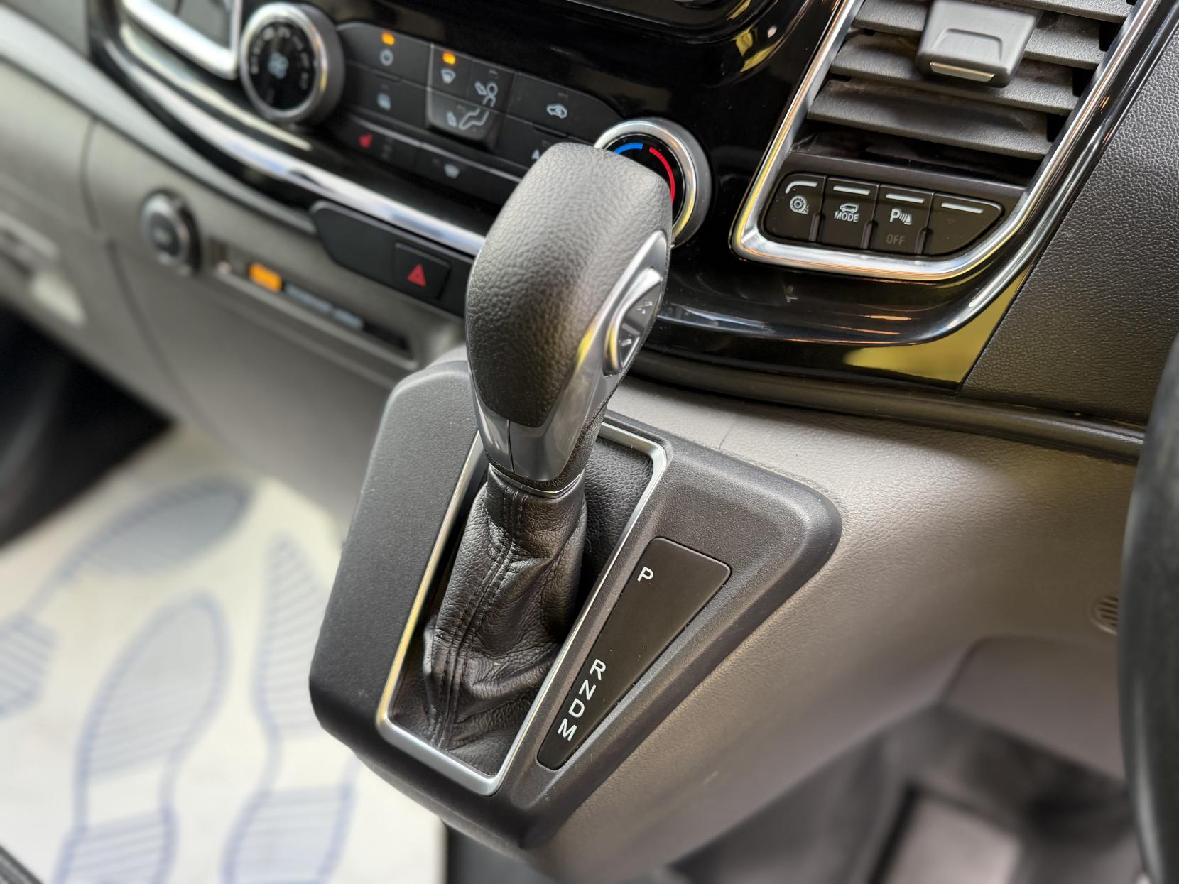 Ford Transit Custom 2.0 280 EcoBlue Limited Panel Van 5dr Diesel Auto L1 H1 Euro 6 (s/s) (130 ps)