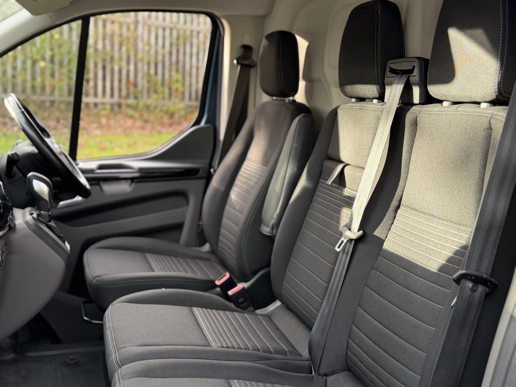 Ford Transit Custom 2.0 280 EcoBlue Limited Panel Van 5dr Diesel Auto L1 H1 Euro 6 (s/s) (130 ps)