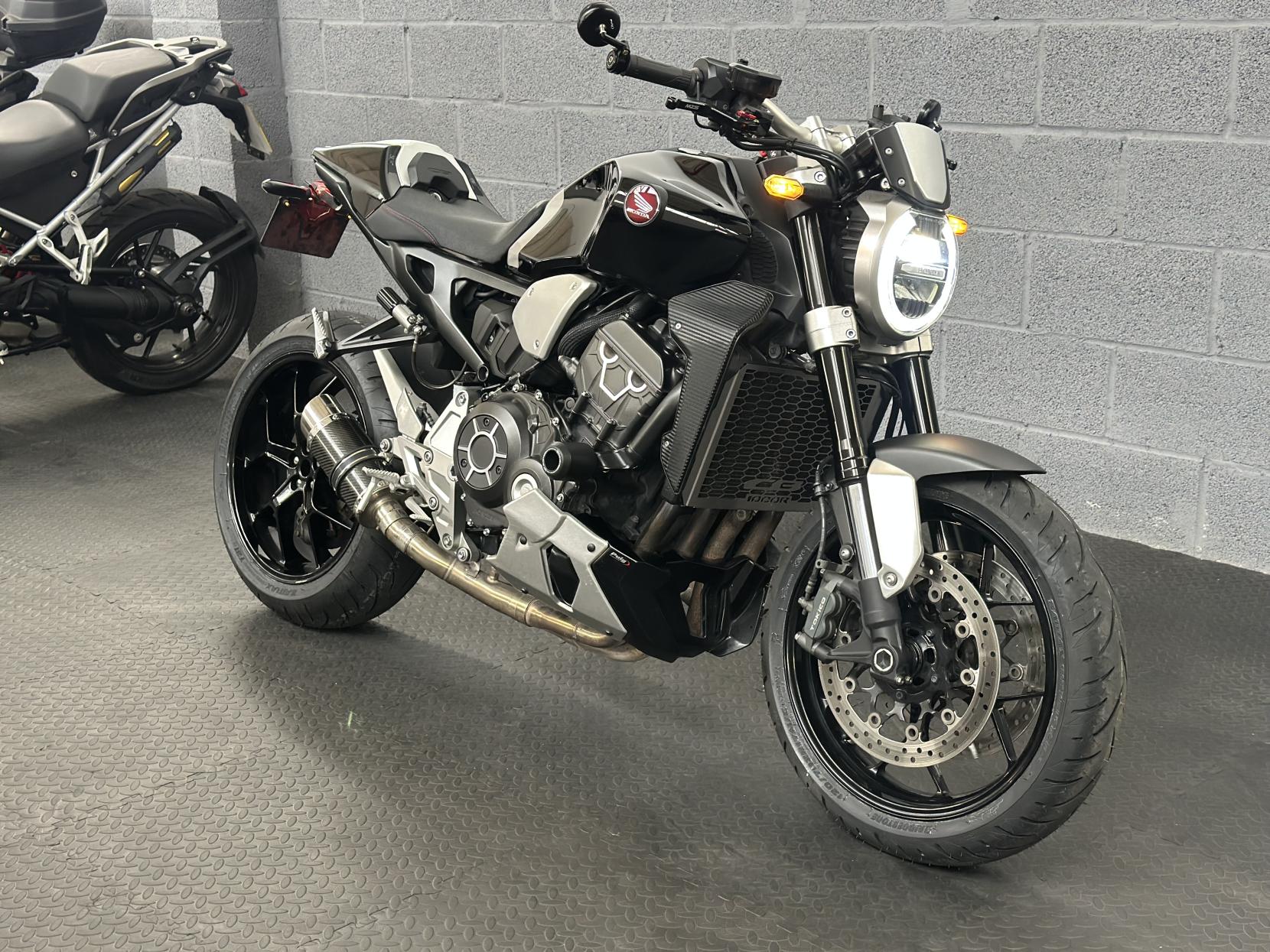 Honda CB1000R 1000 Naked Petrol Manual Euro 4 (146 ps)