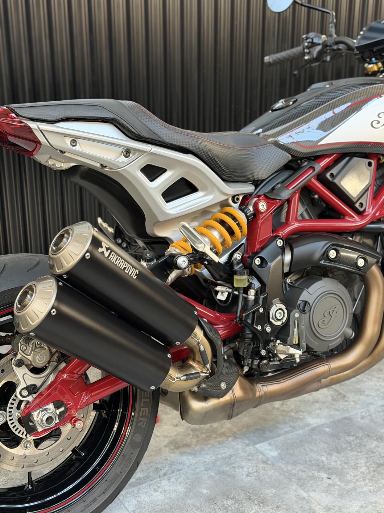 Indian FTR R Carbon 1203 Naked Petrol Manual Euro 5 (125 ps)