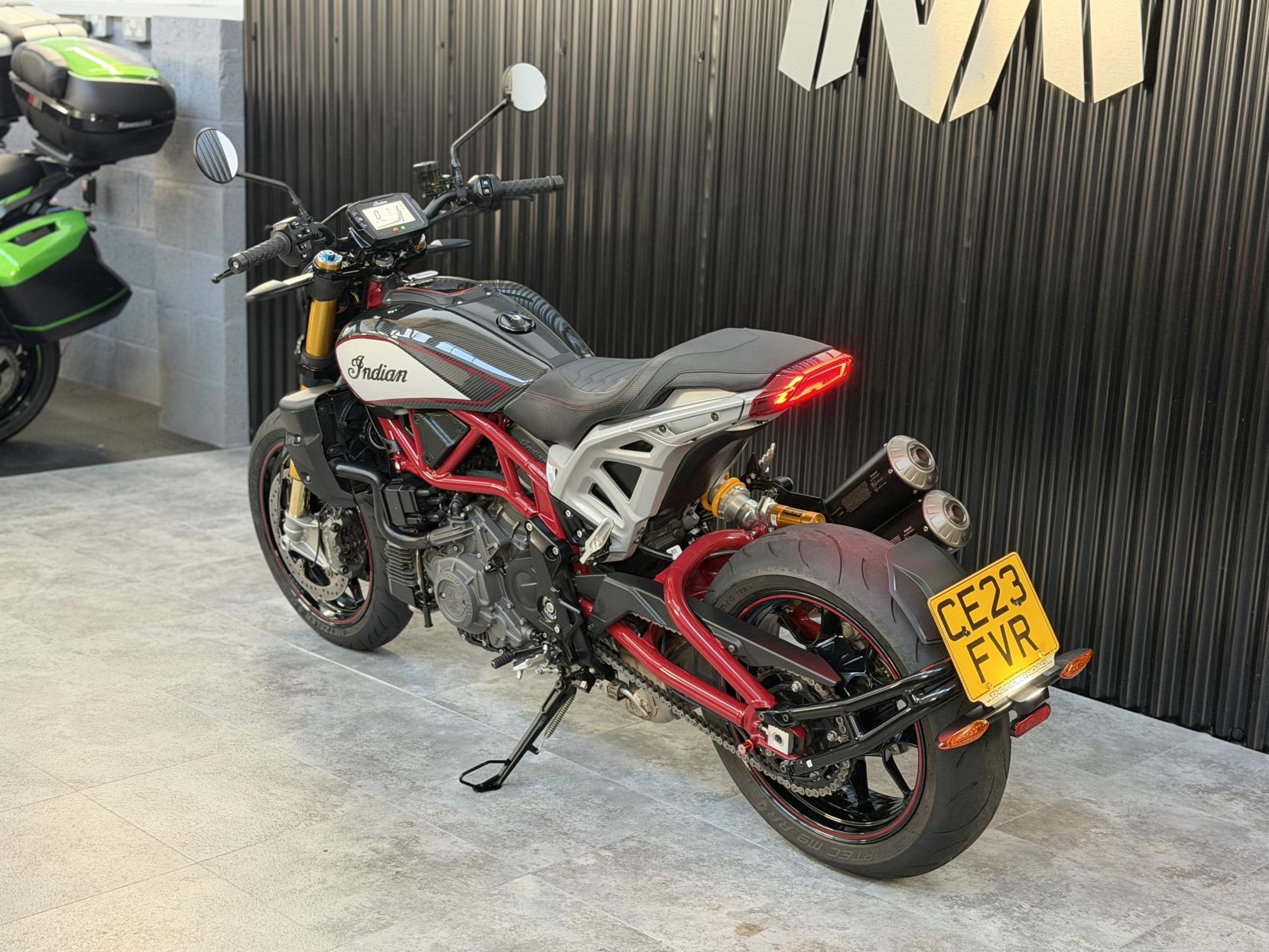 Indian FTR R Carbon 1203 Naked Petrol Manual Euro 5 (125 ps)