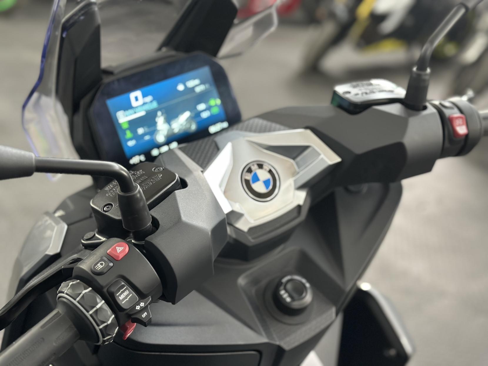 BMW C 400 X 400 X Scooter Petrol CVT Euro 5 (33 ps)