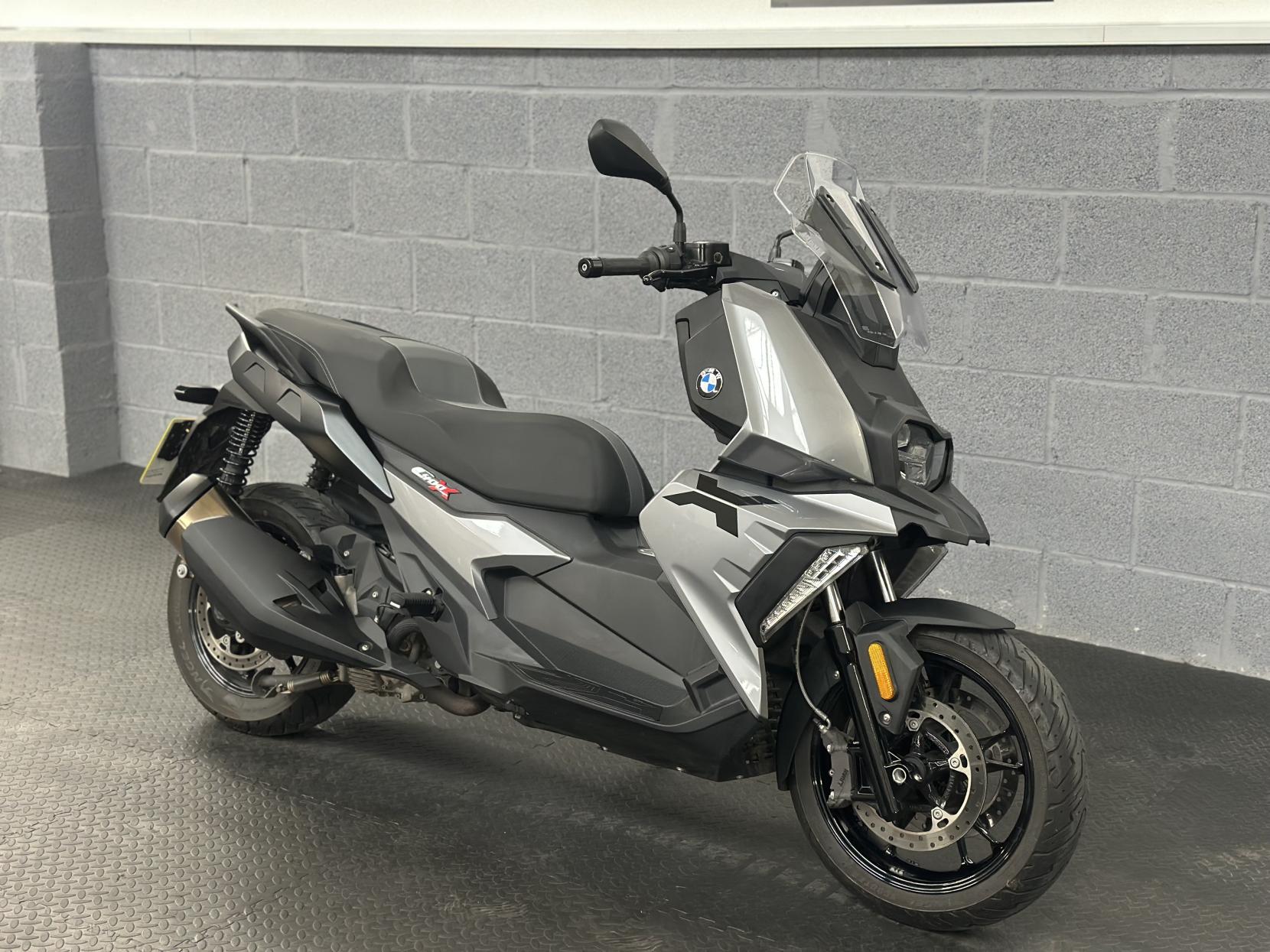 BMW C 400 X 400 X Scooter Petrol CVT Euro 5 (33 ps)