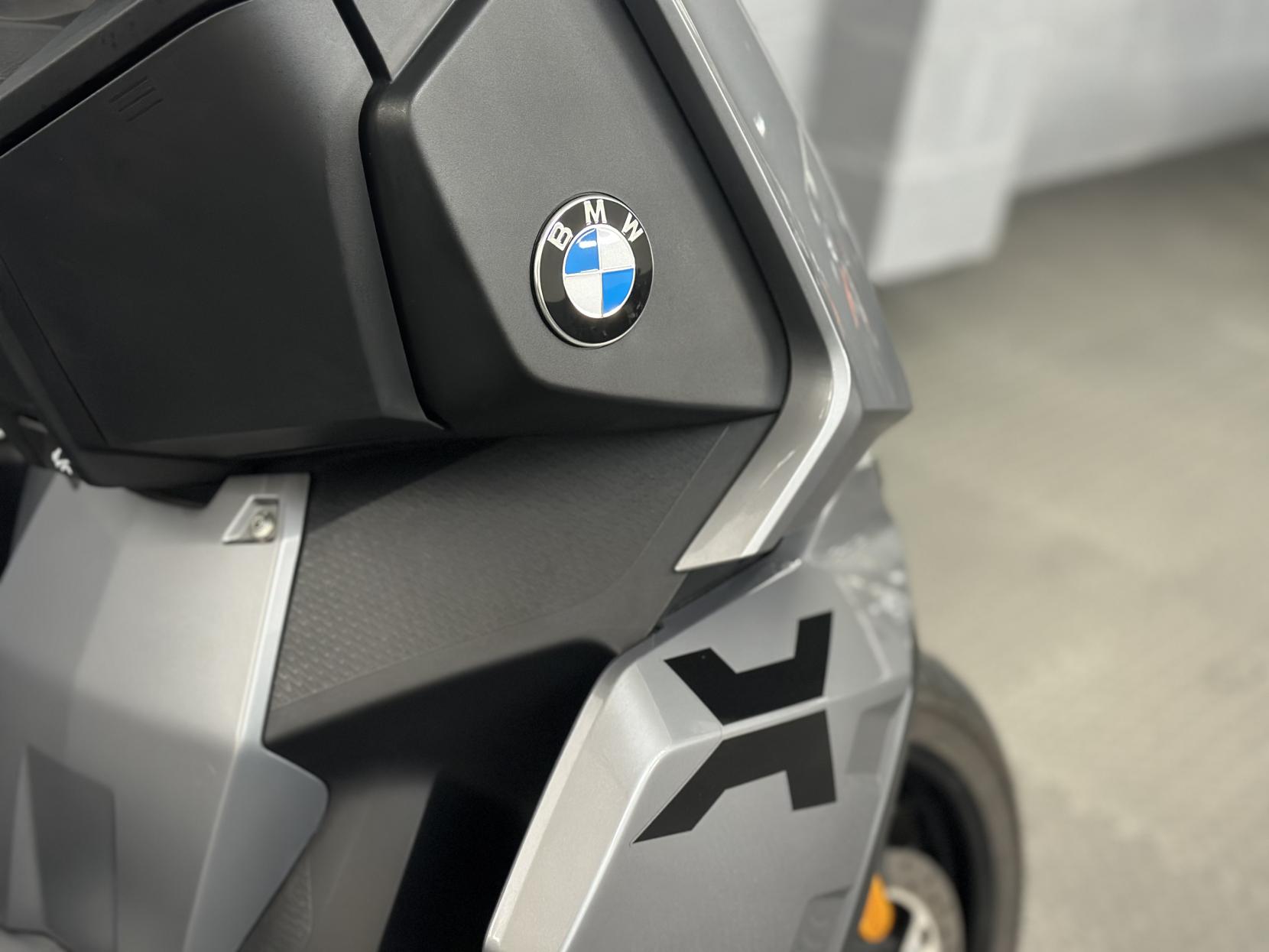 BMW C 400 X 400 X Scooter Petrol CVT Euro 5 (33 ps)