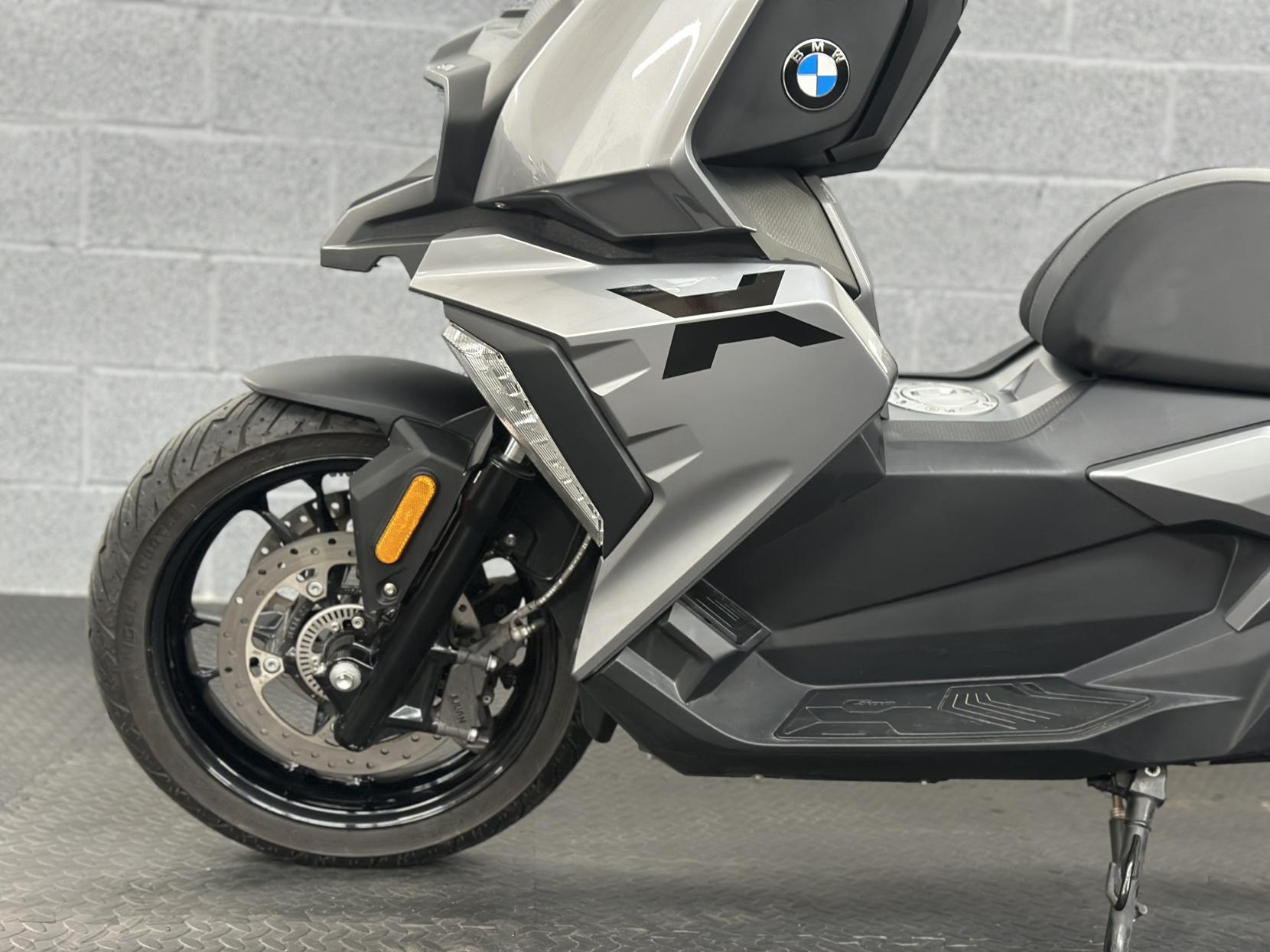 BMW C 400 X 400 X Scooter Petrol CVT Euro 5 (33 ps)