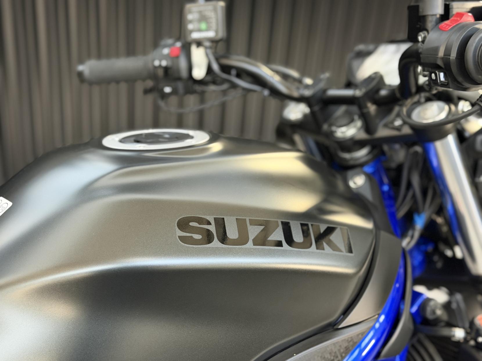 Suzuki SV650 650 Naked Petrol Manual Euro 5 (73 ps)