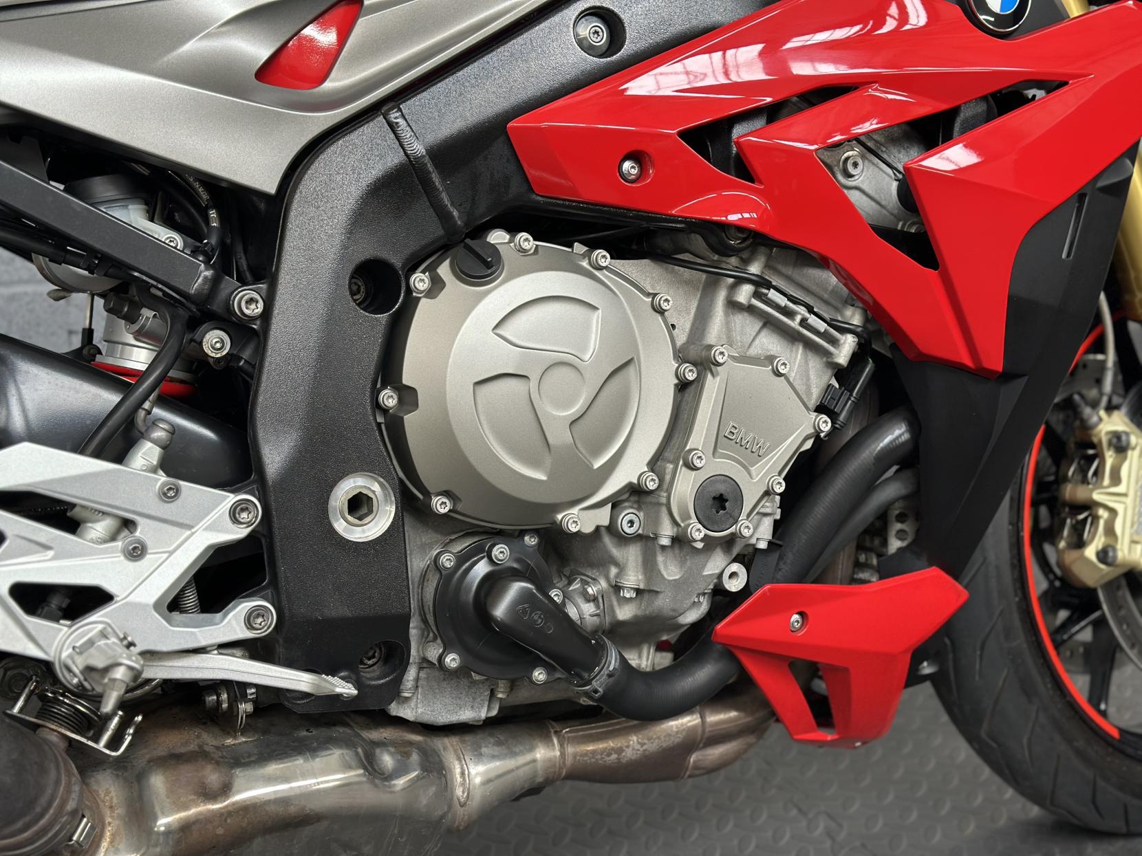 BMW S 1000 R 1000 Naked Petrol Manual (160 ps)