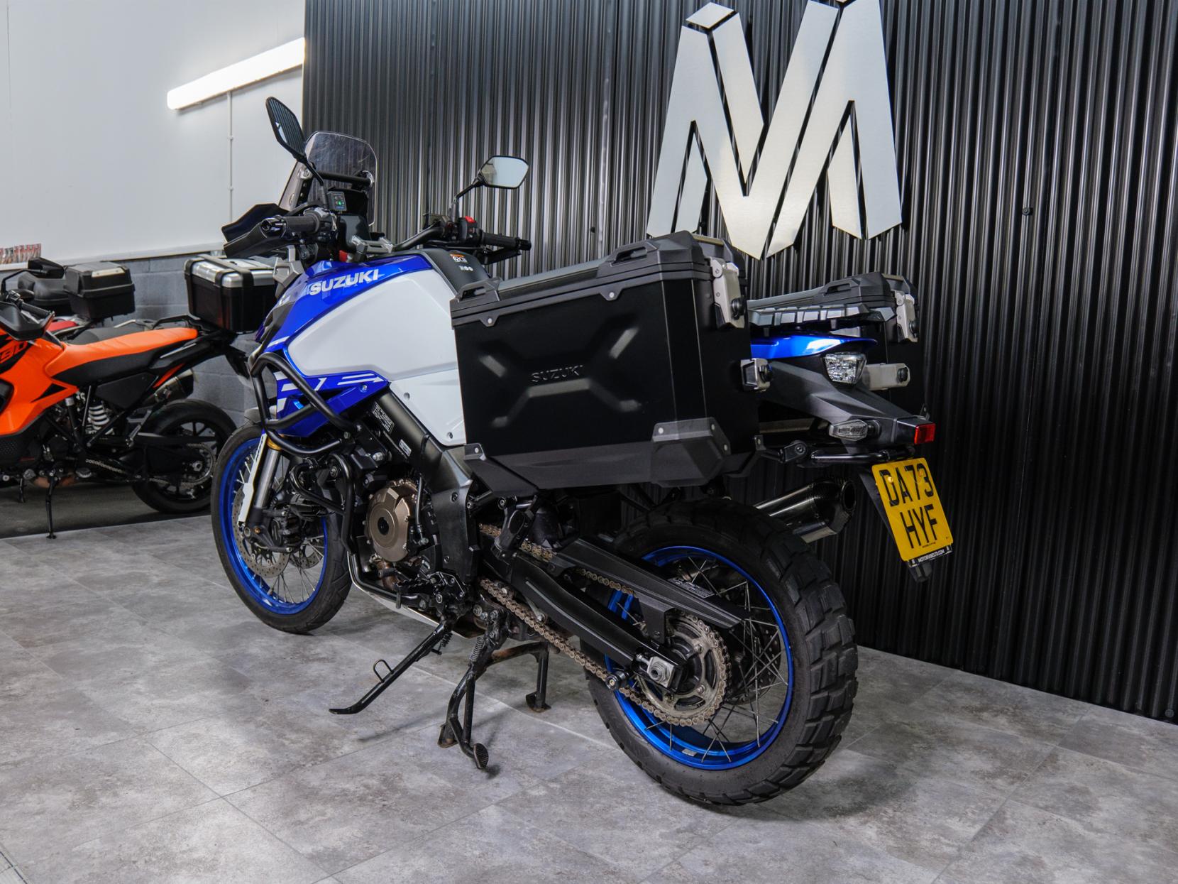 Suzuki V-Strom 1050 1050 DE Adventure Petrol Manual Euro 5 (107 ps)