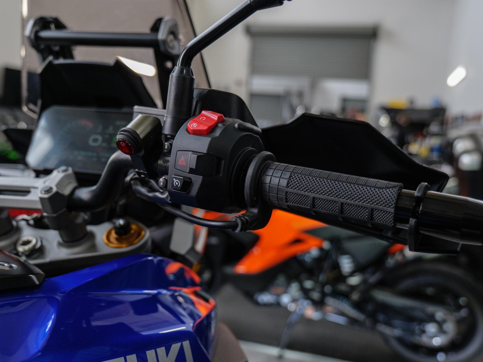 Suzuki V-Strom 1050 1050 DE Adventure Petrol Manual Euro 5 (107 ps)