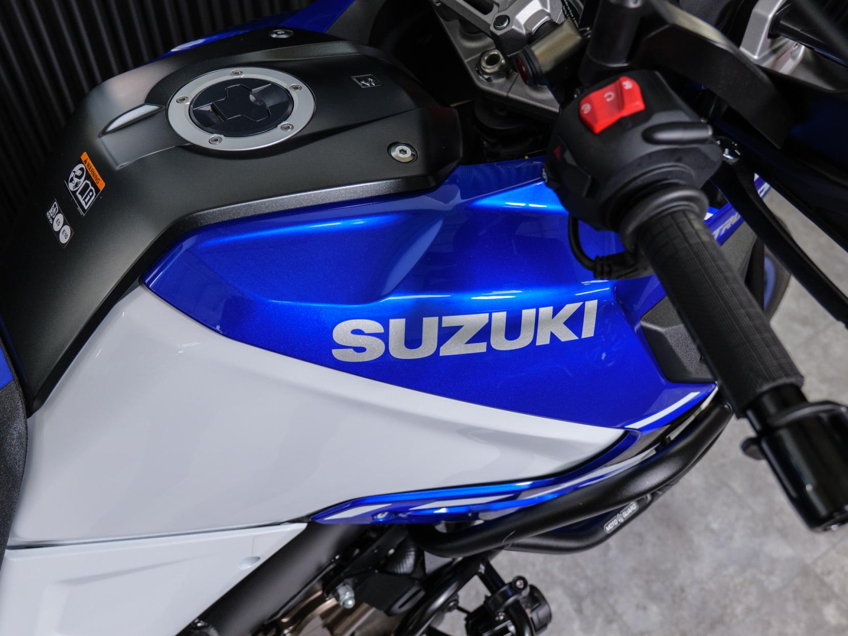 Suzuki V-Strom 1050 1050 DE Adventure Petrol Manual Euro 5 (107 ps)