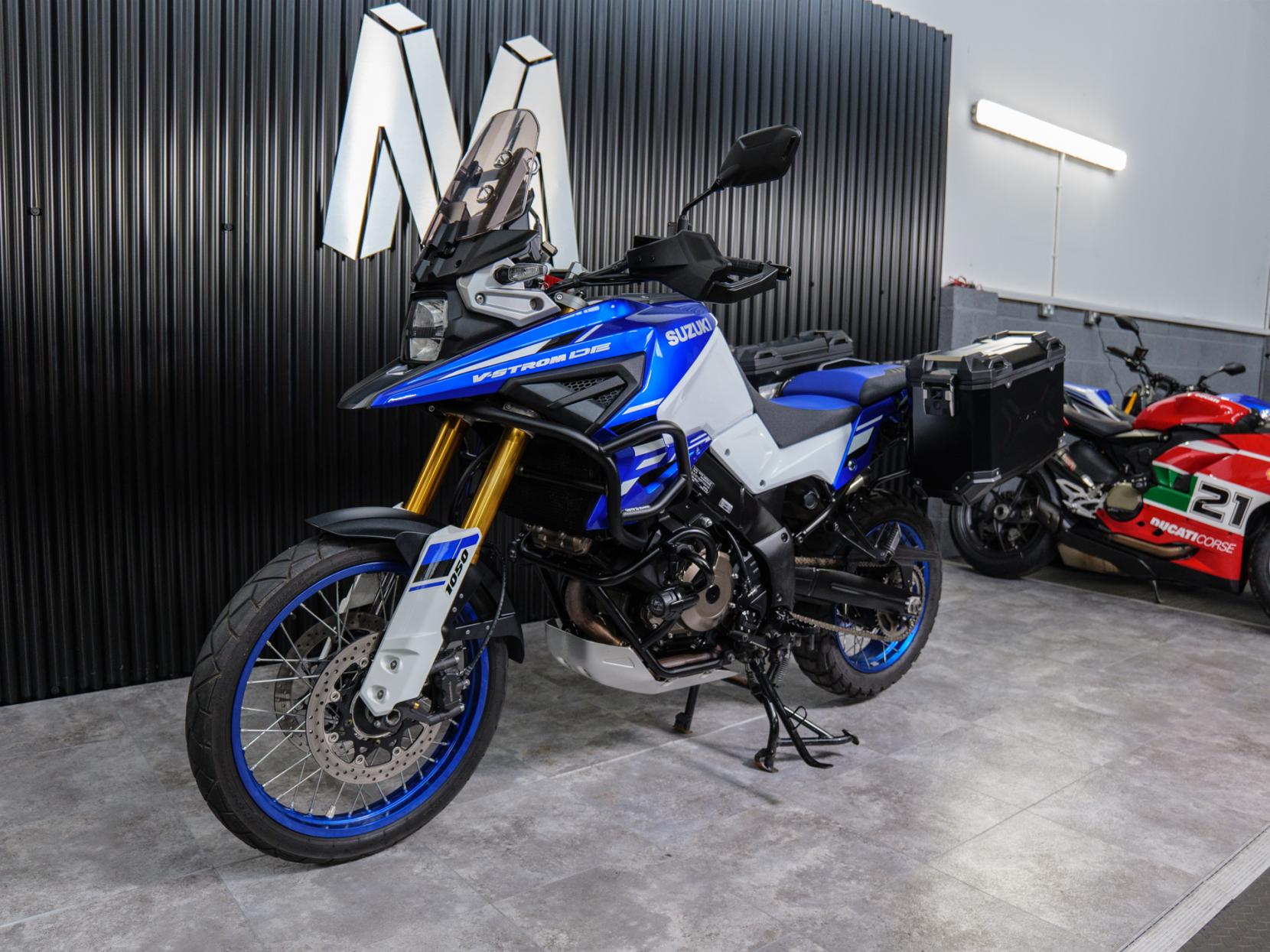 Suzuki V-Strom 1050 1050 DE Adventure Petrol Manual Euro 5 (107 ps)