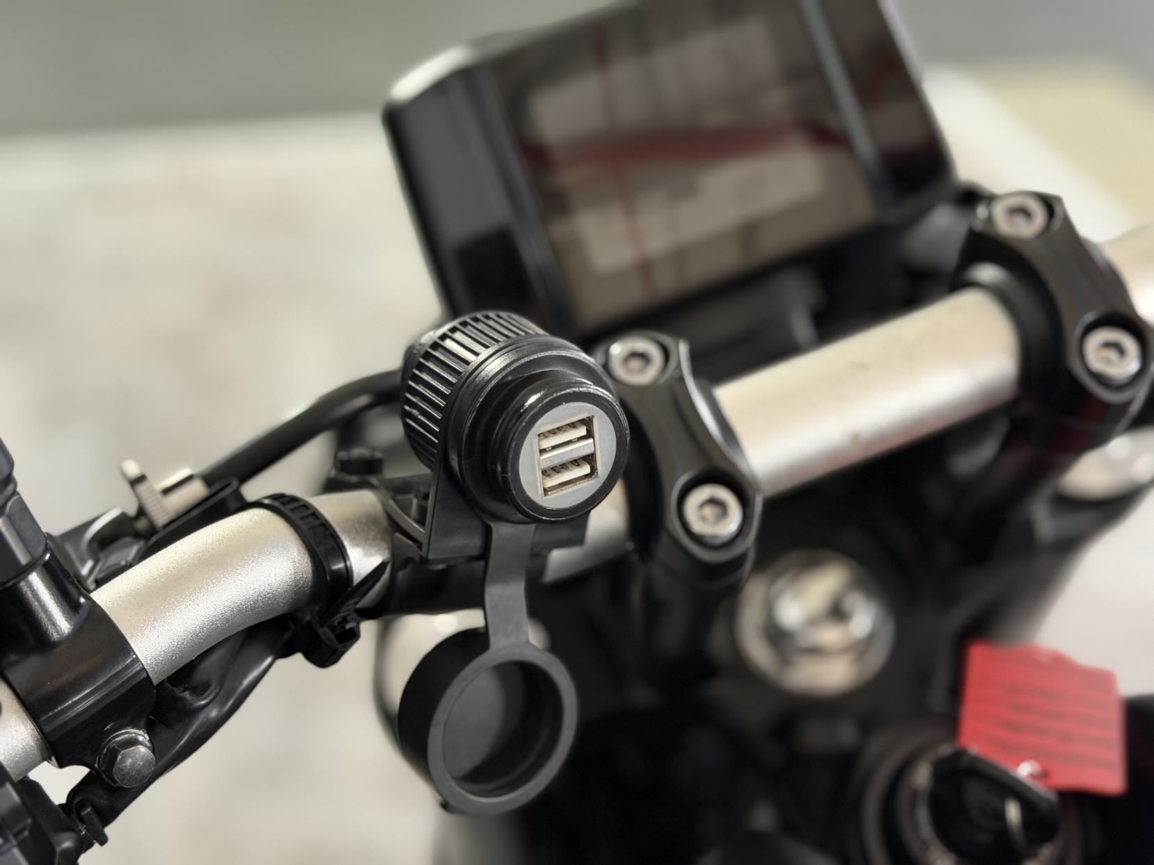 Yamaha MT-09 900 Hyper-naked Petrol Manual Euro 5 (119 ps)