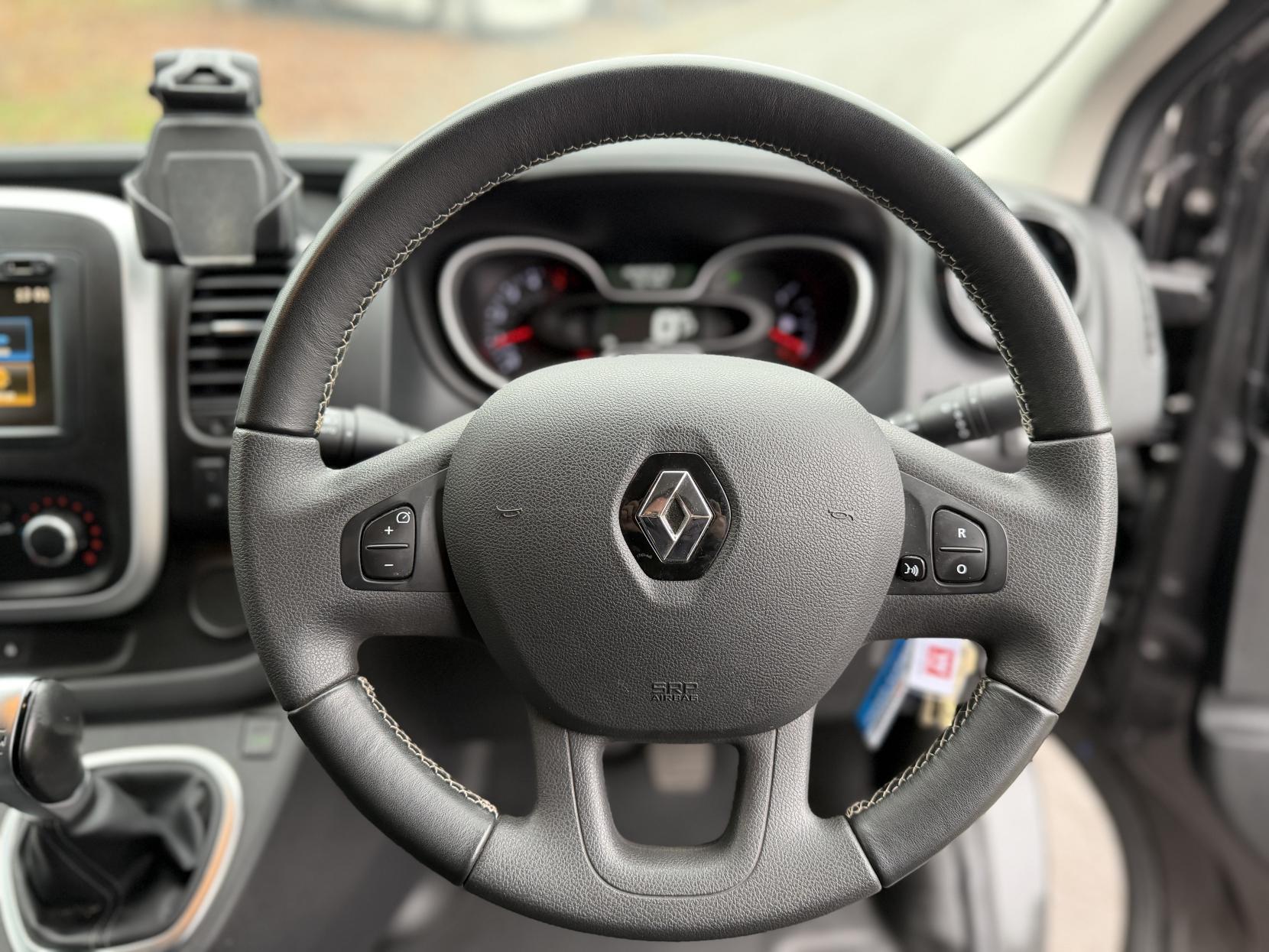 Renault Trafic 2.0 dCi ENERGY 28 Sport Panel Van 5dr Diesel EDC SWB Standard Roof Euro 6 (s/s) (145 ps)