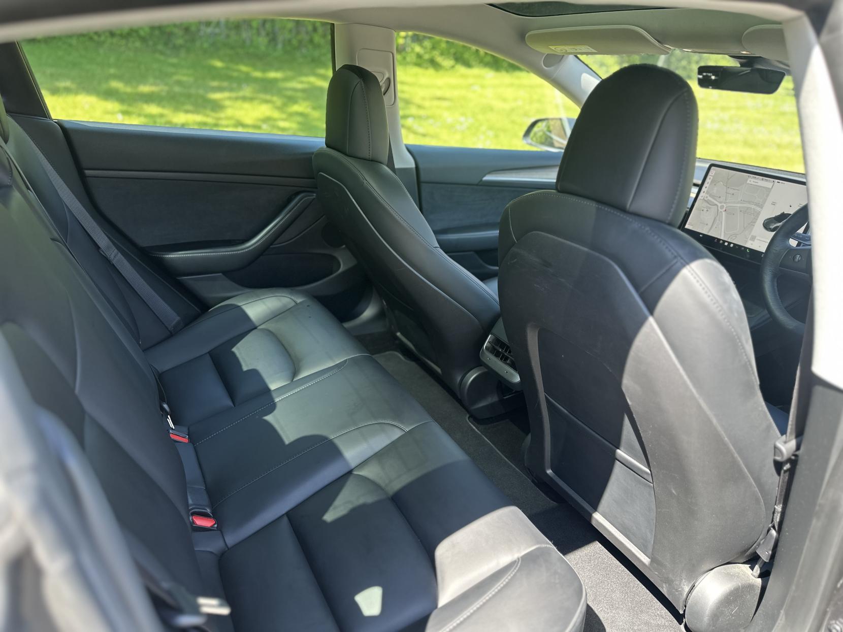 Tesla Model 3 (Dual Motor) Performance Saloon 4dr Electric Auto 4WDE (Performance Upgrade) (449 bhp)