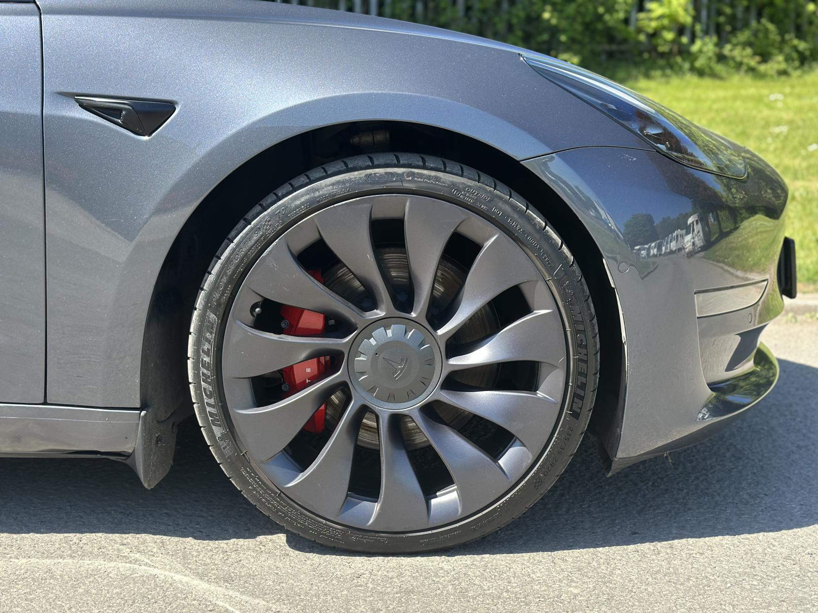 Tesla Model 3 (Dual Motor) Performance Saloon 4dr Electric Auto 4WDE (Performance Upgrade) (449 bhp)
