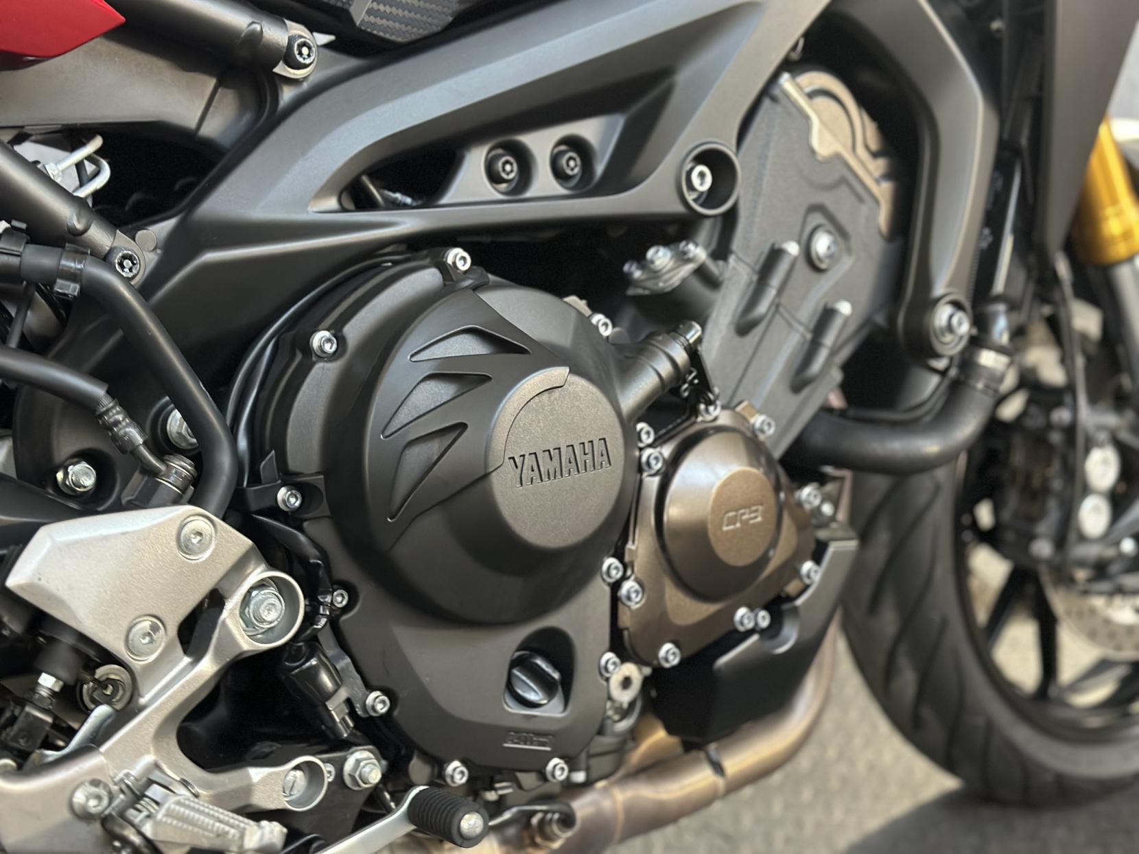 Yamaha TRACER 900 900 ABS Adventure Petrol Manual (115 ps)
