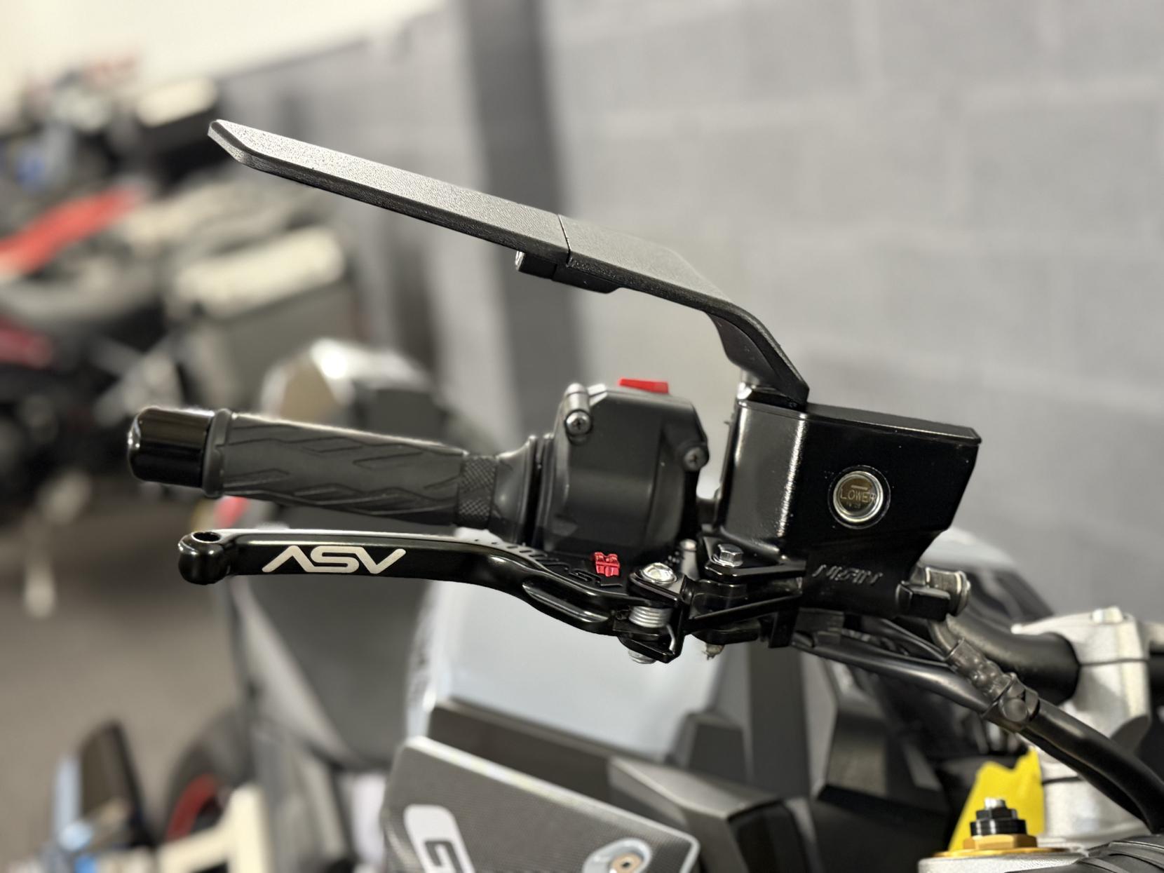 Suzuki GSX-S1000 1000 Naked Petrol Manual Euro 5 (152 ps)