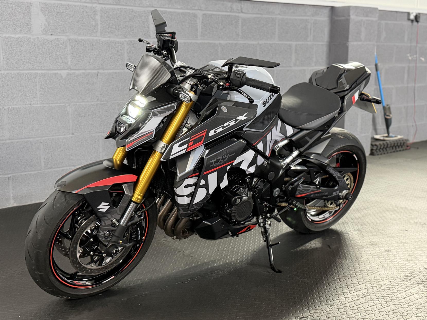 Suzuki GSX-S1000 1000 Naked Petrol Manual Euro 5 (152 ps)