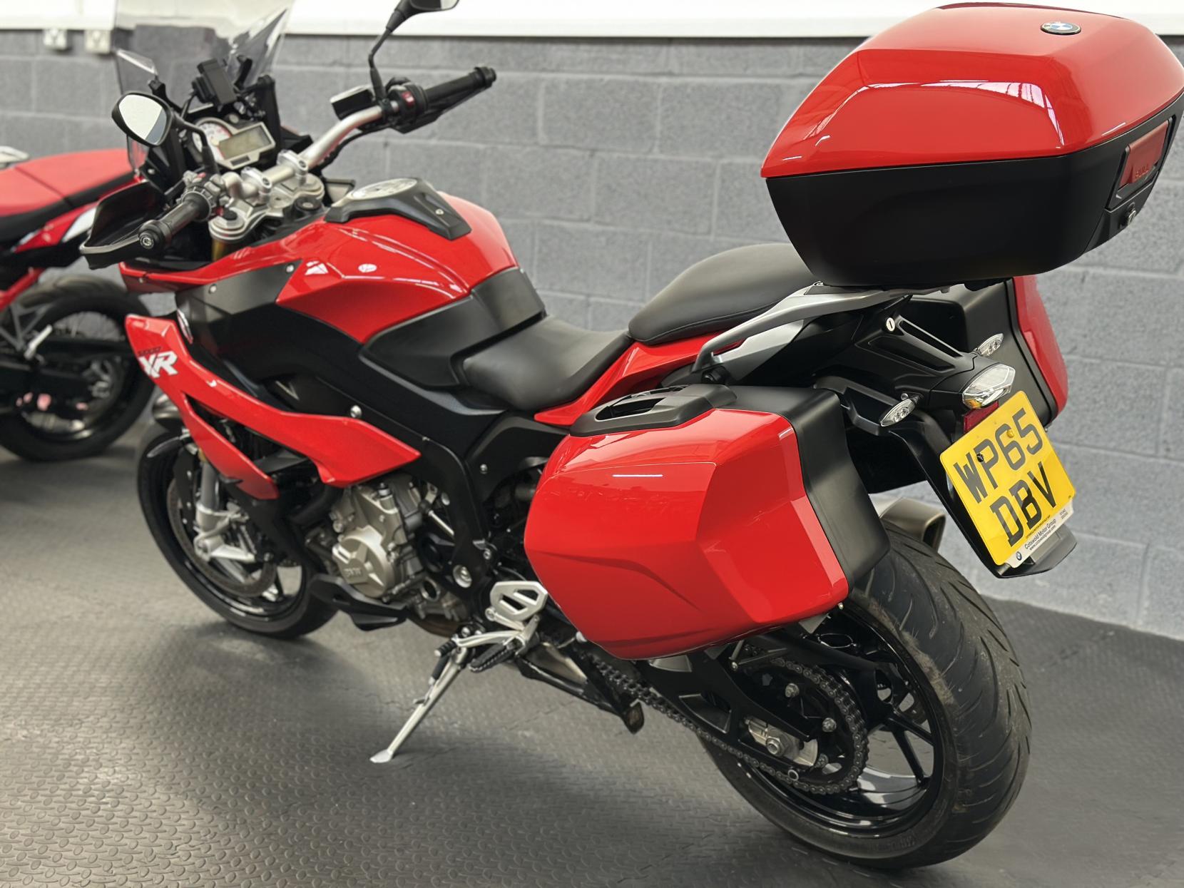 BMW S 1000 XR 1000 Sports Tourer Petrol Manual (164 ps)