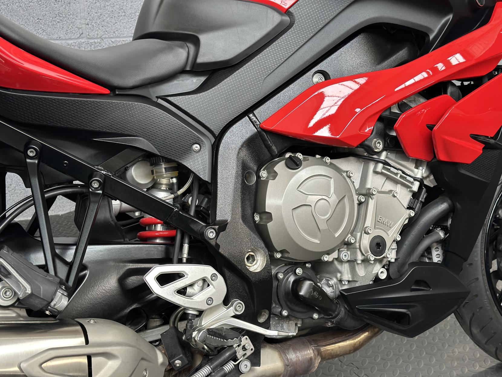 BMW S 1000 XR 1000 Sports Tourer Petrol Manual (164 ps)