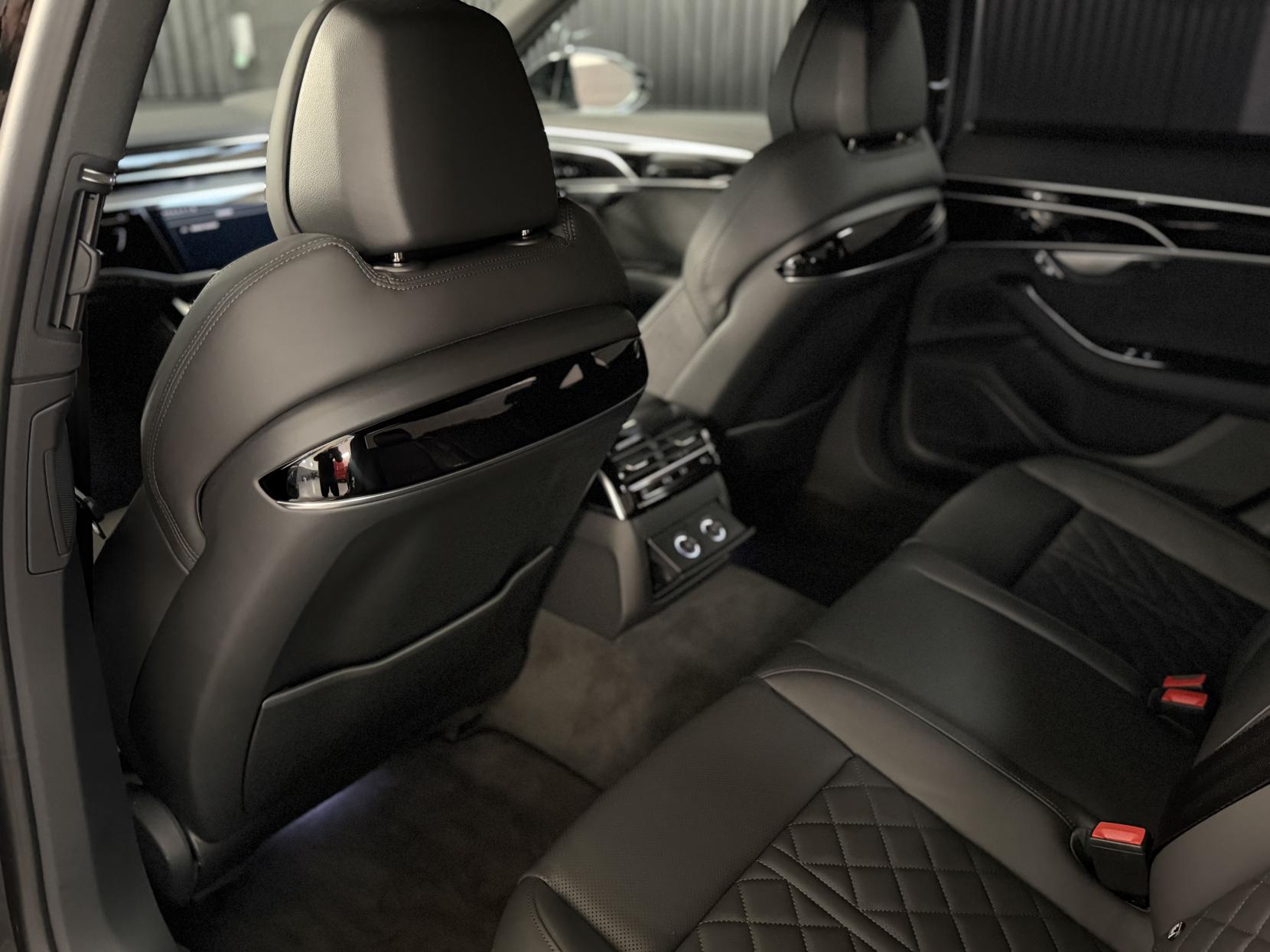 Audi A8 3.0 TDI V6 50 Black Edition Saloon 4dr Diesel Tiptronic quattro Euro 6 (s/s) (286 ps)