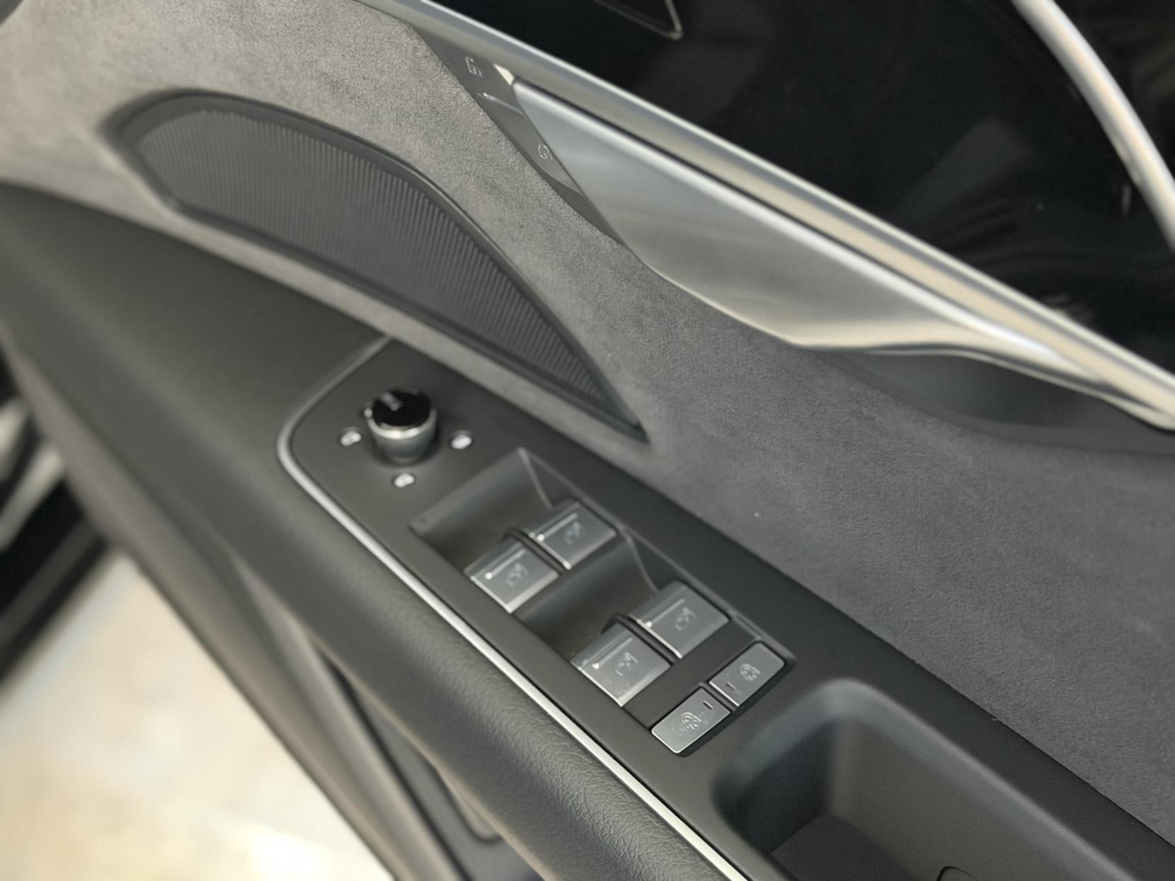 Audi A8 3.0 TDI V6 50 Black Edition Saloon 4dr Diesel Tiptronic quattro Euro 6 (s/s) (286 ps)