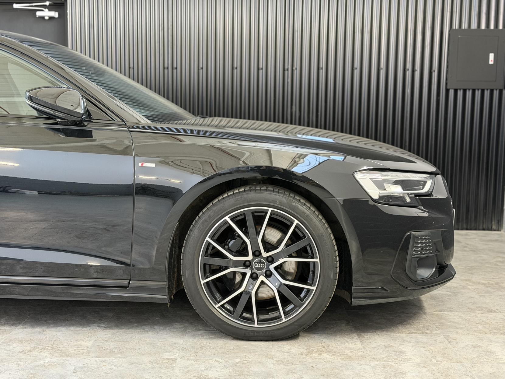 Audi A8 3.0 TDI V6 50 Black Edition Saloon 4dr Diesel Tiptronic quattro Euro 6 (s/s) (286 ps)