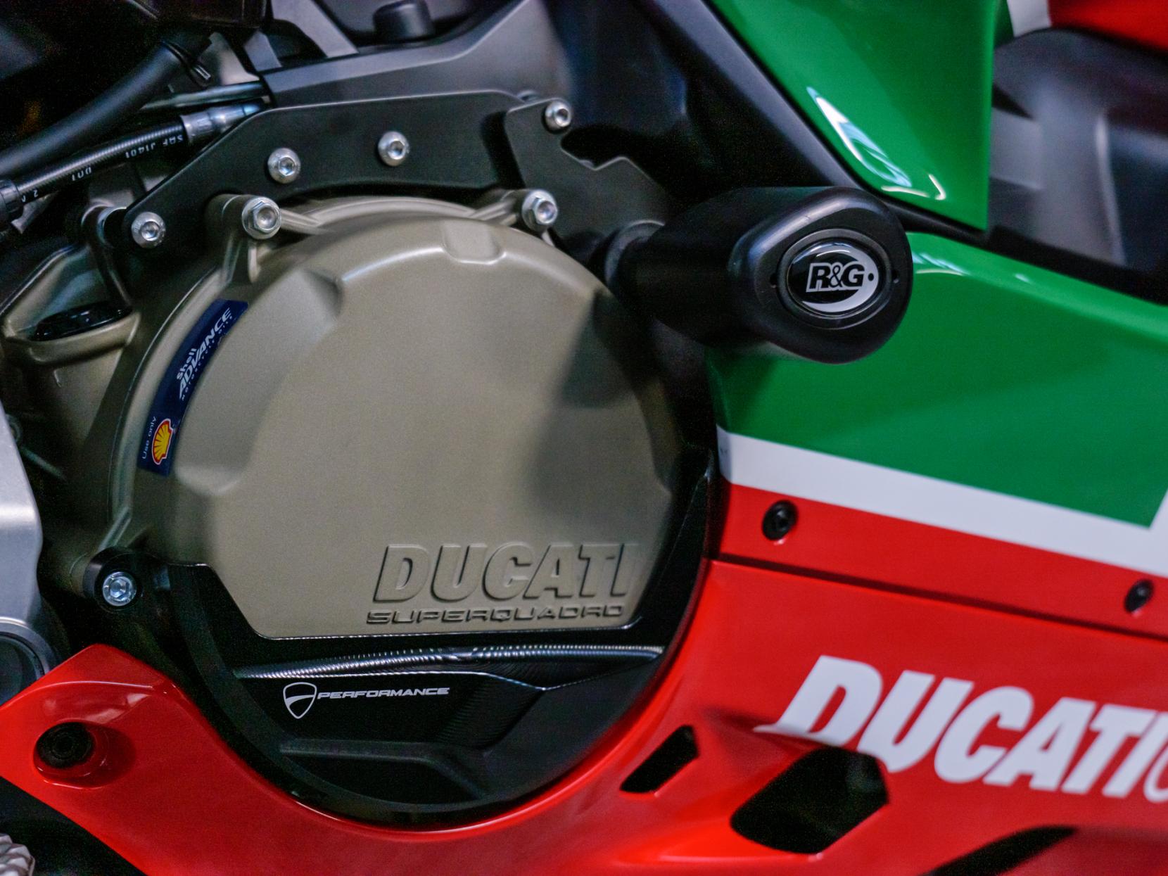 Ducati Panigale V2 955 Super Sports Petrol Manual Euro 5 (155 ps)