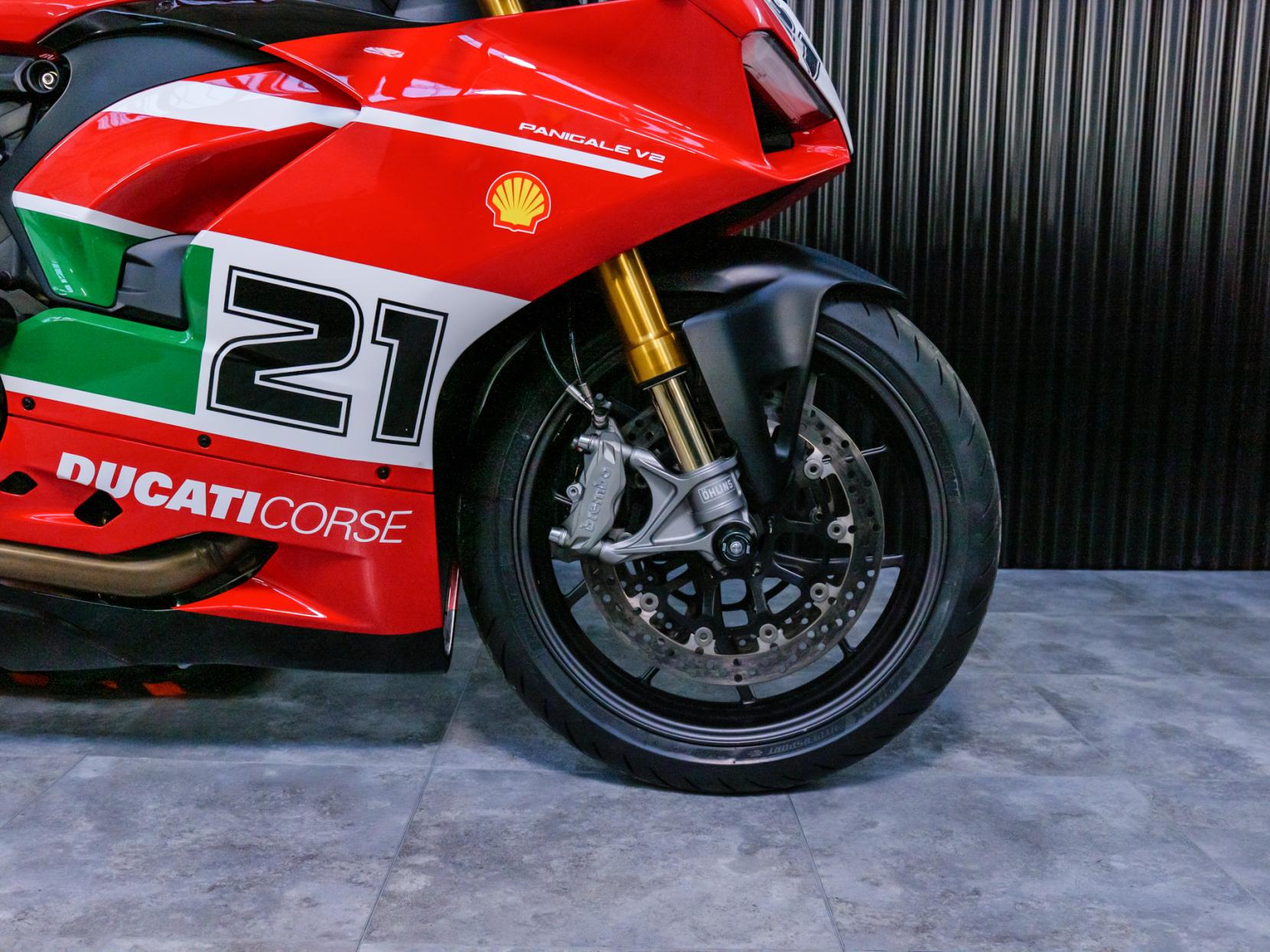 Ducati Panigale V2 955 Super Sports Petrol Manual Euro 5 (155 ps)