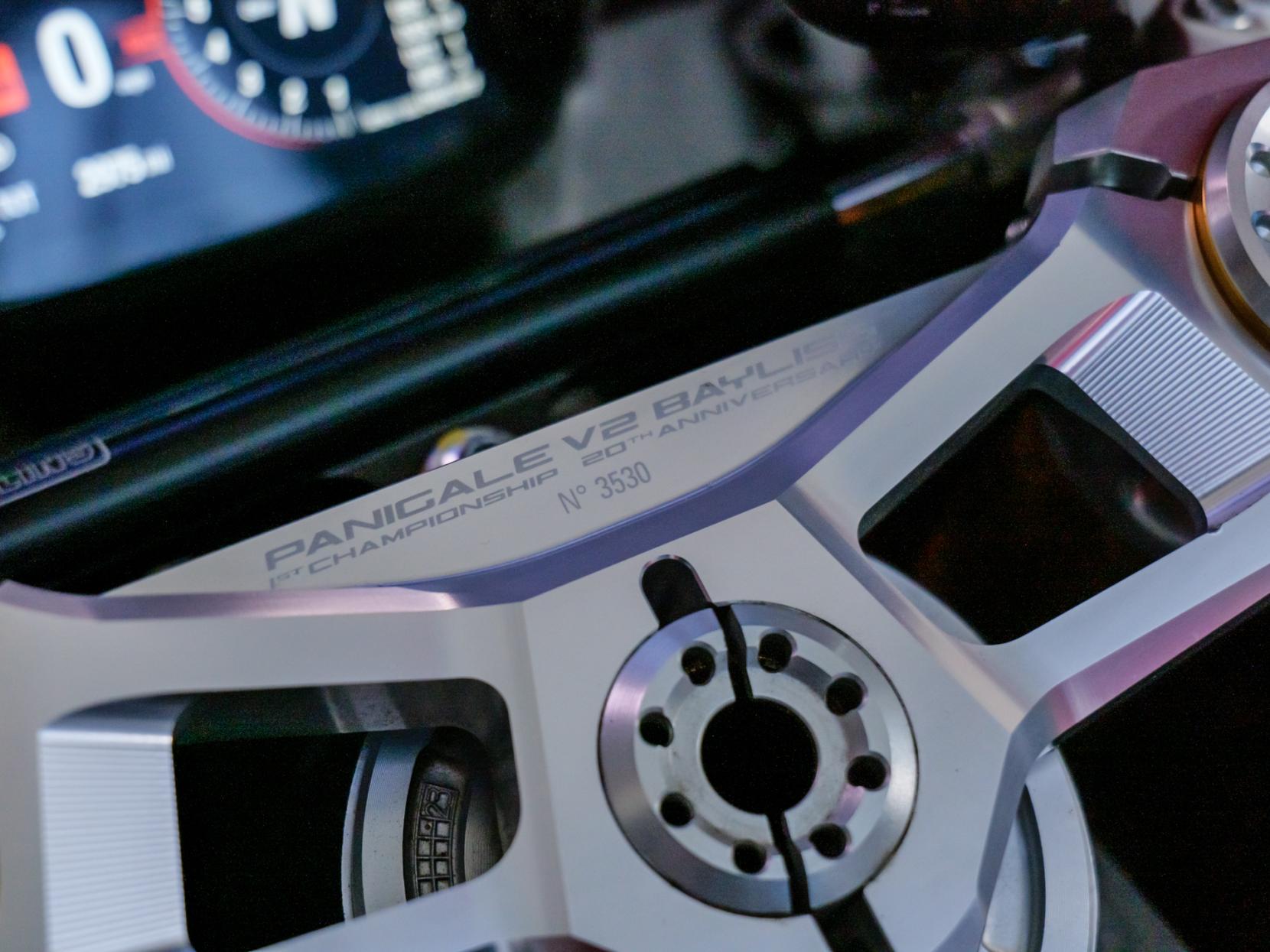 Ducati Panigale V2 955 Super Sports Petrol Manual Euro 5 (155 ps)