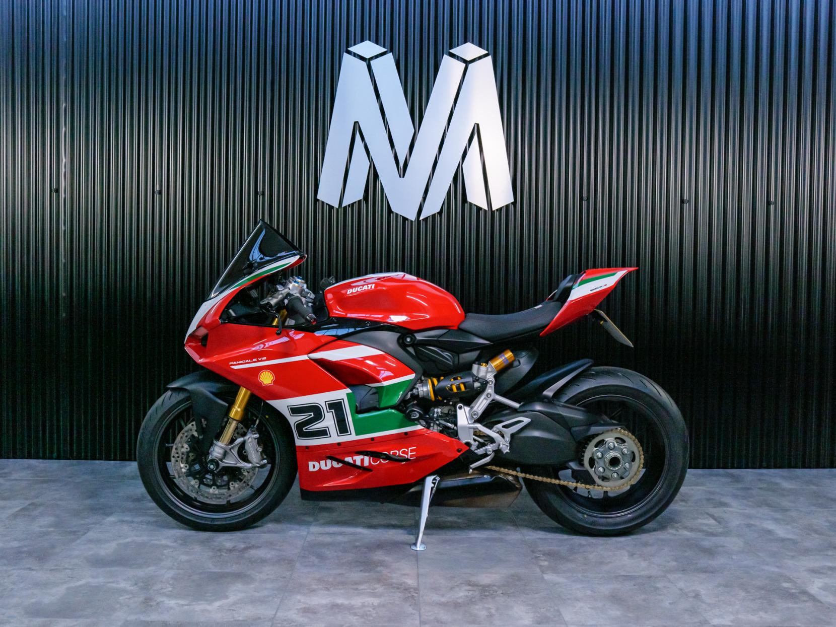 Ducati Panigale V2 955 Super Sports Petrol Manual Euro 5 (155 ps)