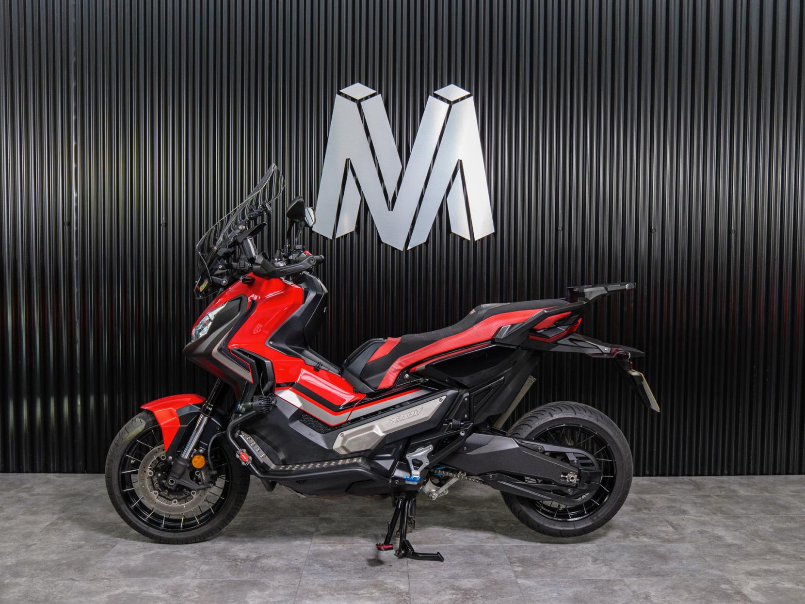 Honda X-ADV 750 Scooter Petrol DCT Euro 4 (54 ps)