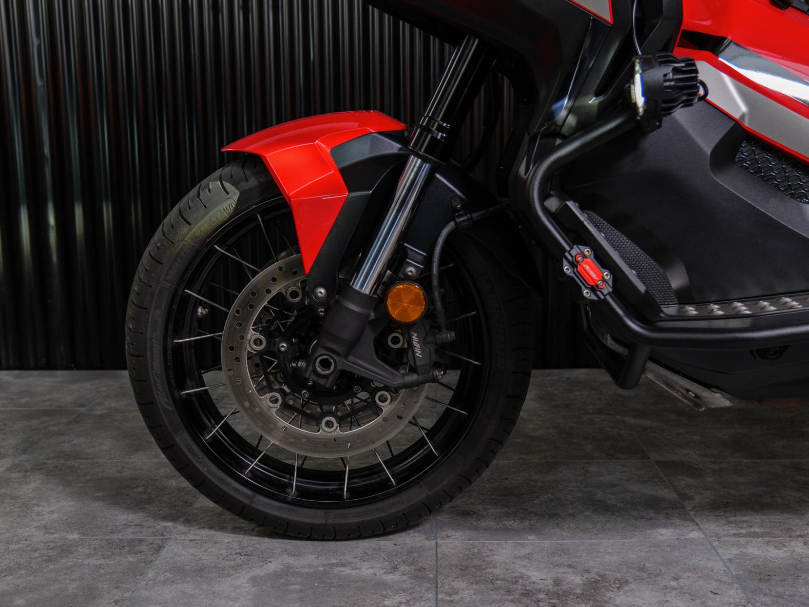 Honda X-ADV 750 Scooter Petrol DCT Euro 4 (54 ps)