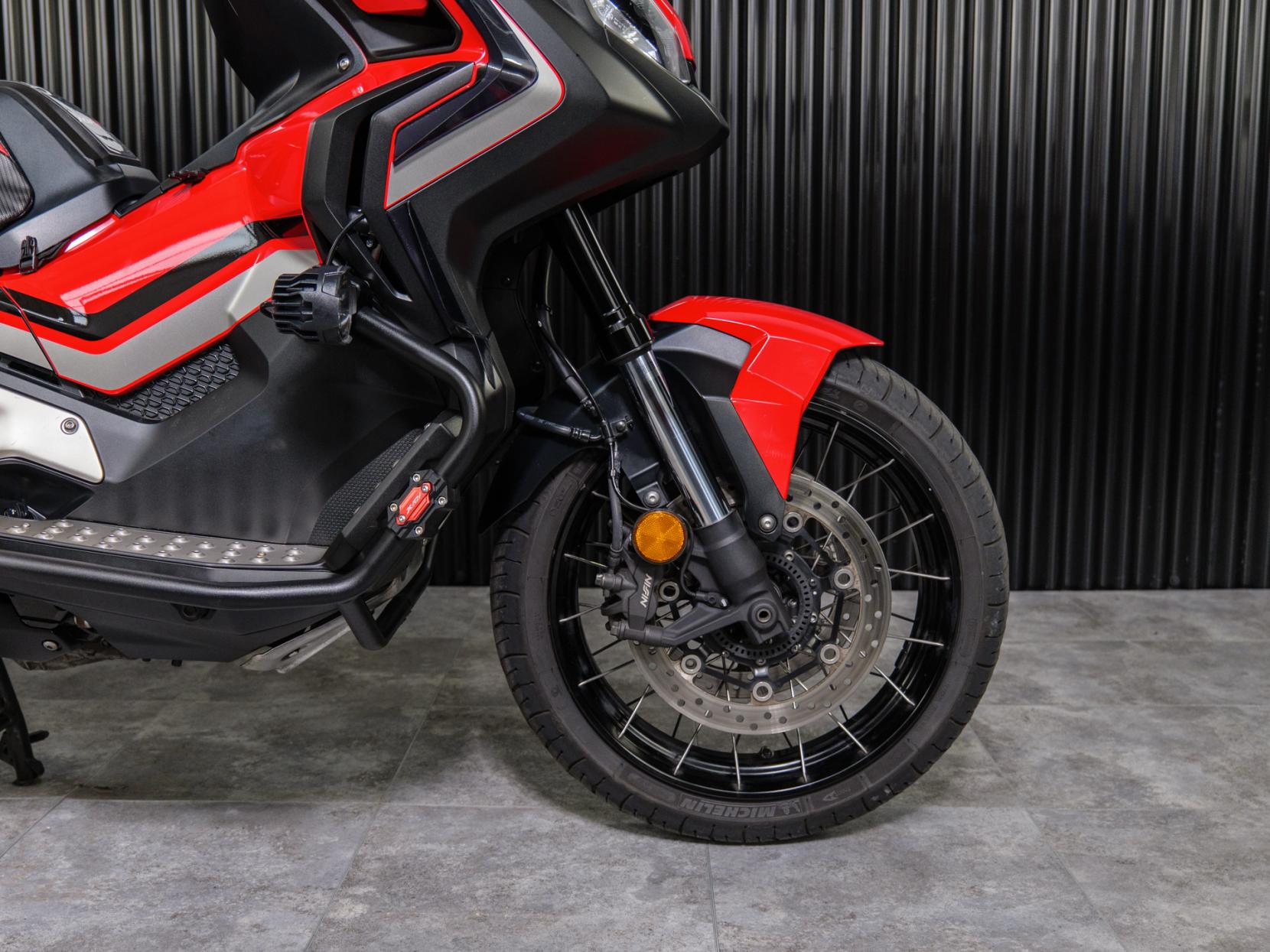 Honda X-ADV 750 Scooter Petrol DCT Euro 4 (54 ps)